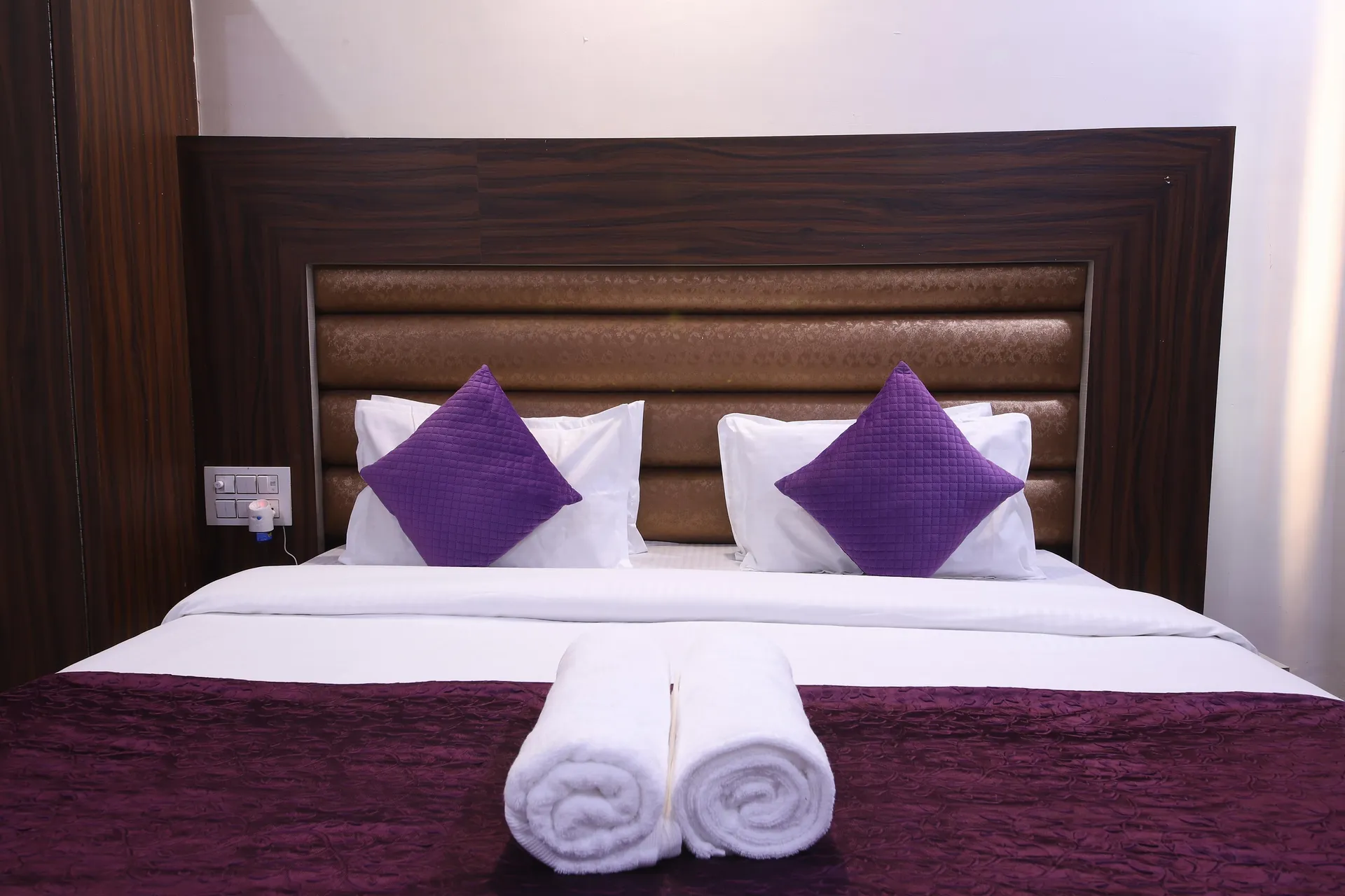 Hotel Grey Castle by Perfect Stayz Room