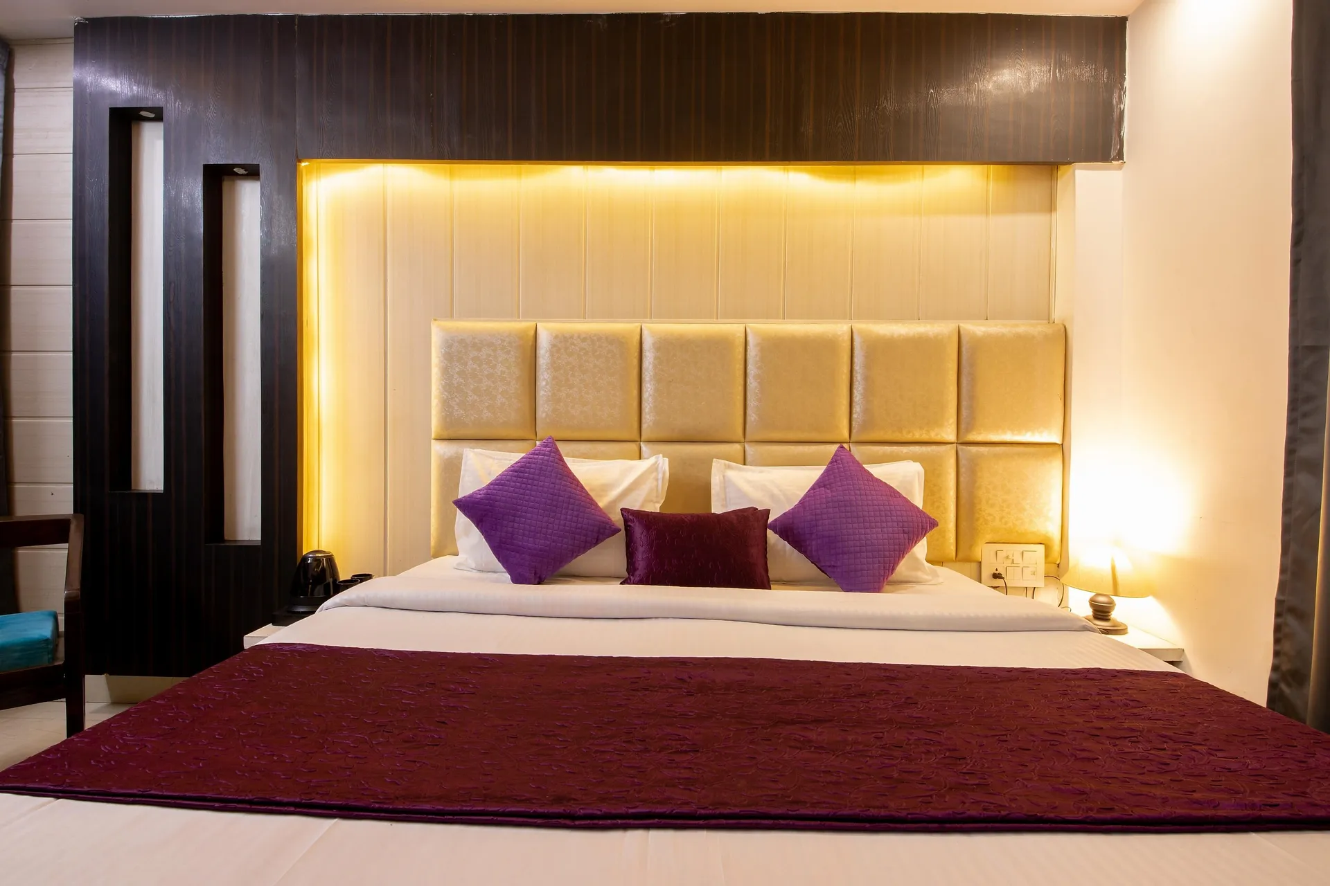 Hotel Grey Castle by Perfect Stayz Room