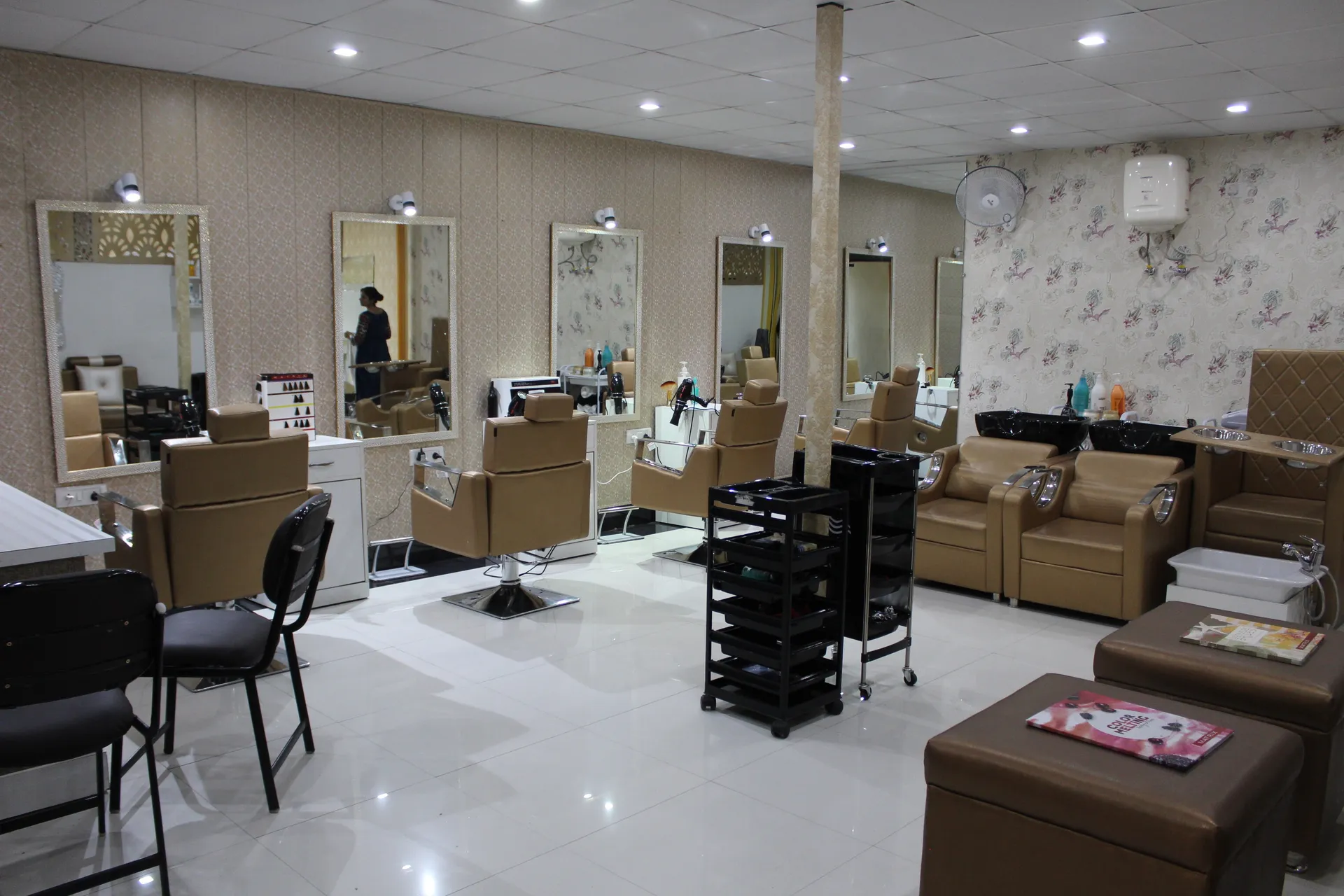 Hotel Madhuban Common Area