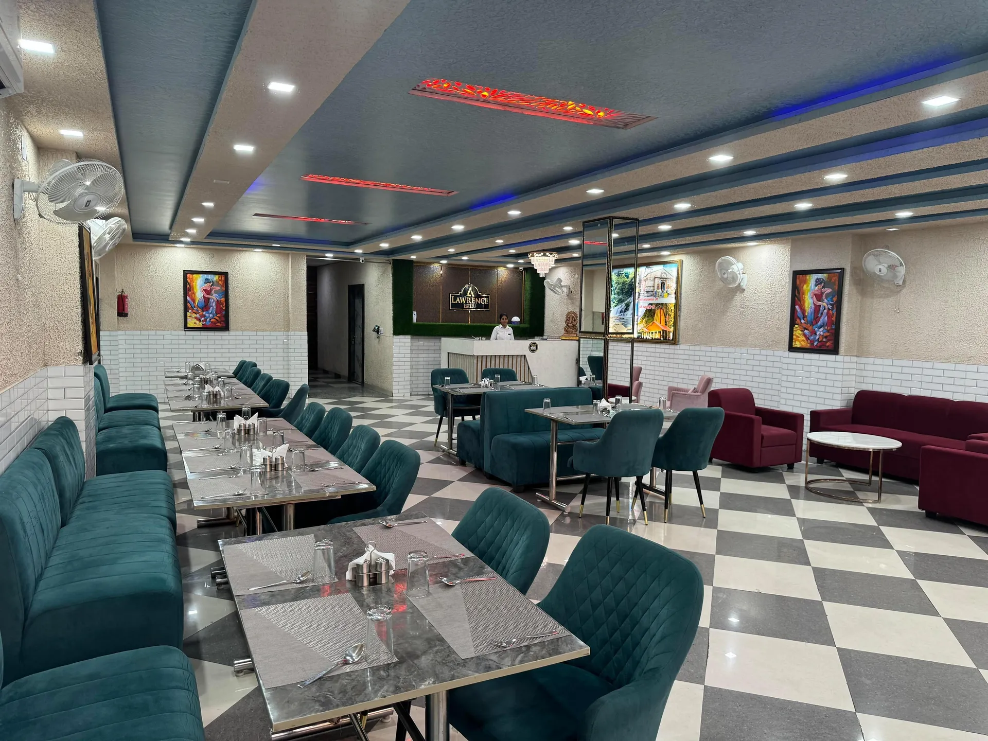 Hotel Mahi Ganga Heritage by Lawrence Hotels Restaurant