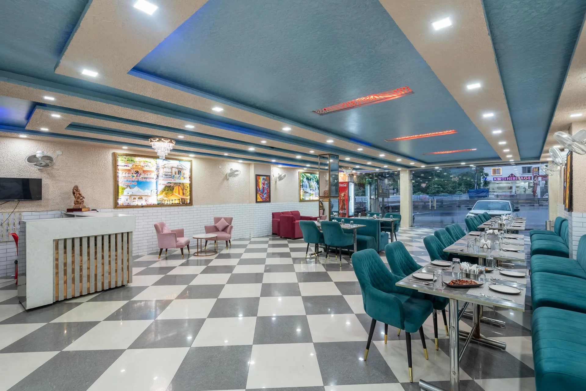 Hotel Mahi Ganga Heritage by Lawrence Hotels Restaurant