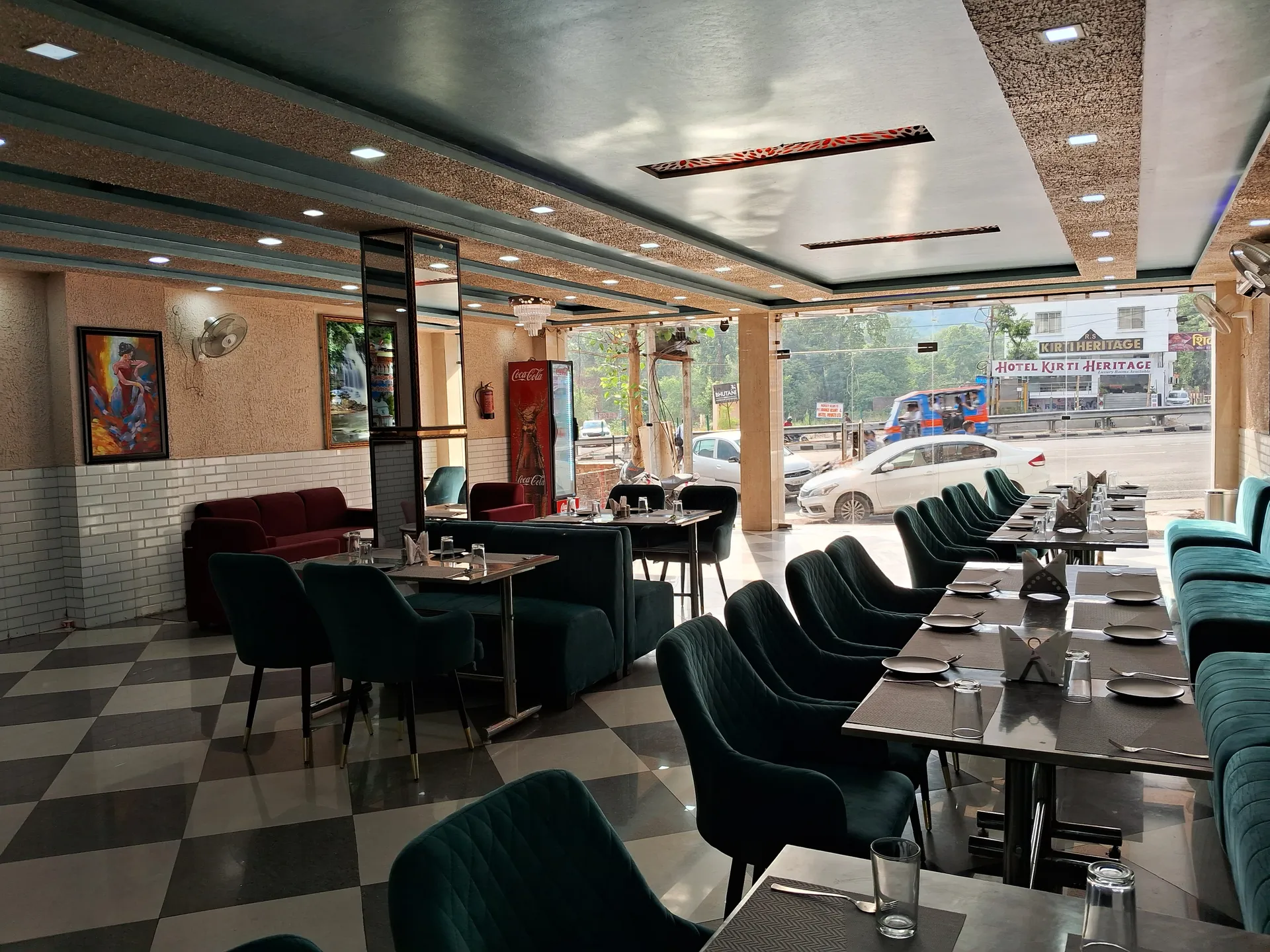 Hotel Mahi Ganga Heritage by Lawrence Hotels Restaurant