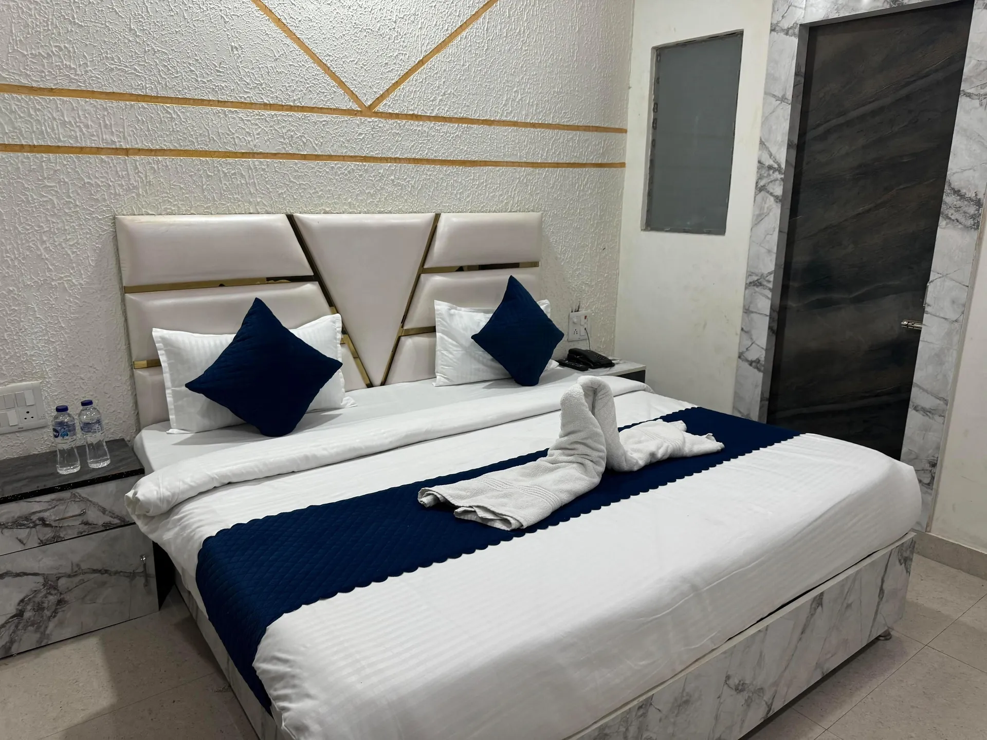 Hotel Mahi Ganga Heritage by Lawrence Hotels Room