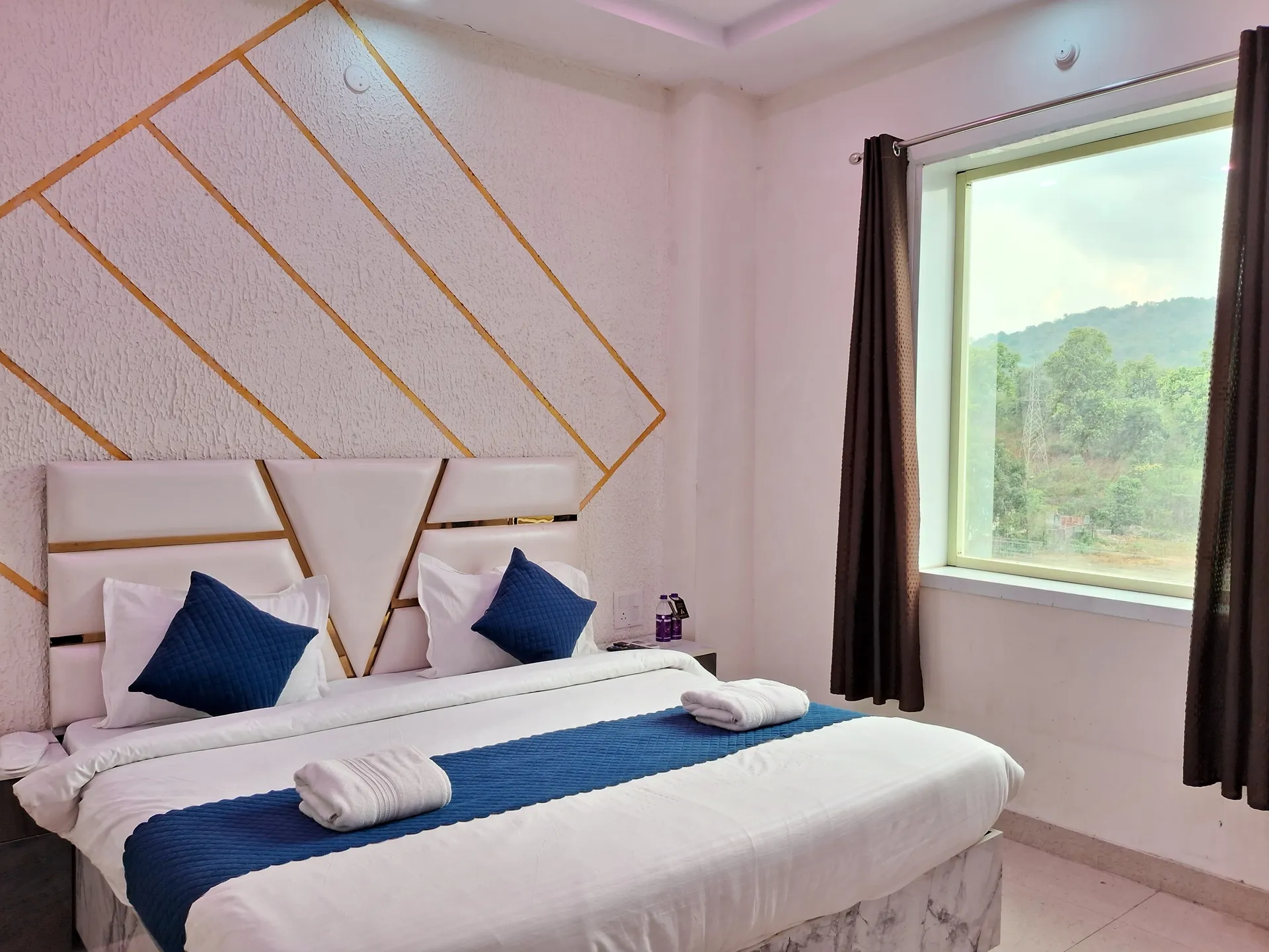 Hotel Mahi Ganga Heritage by Lawrence Hotels Room