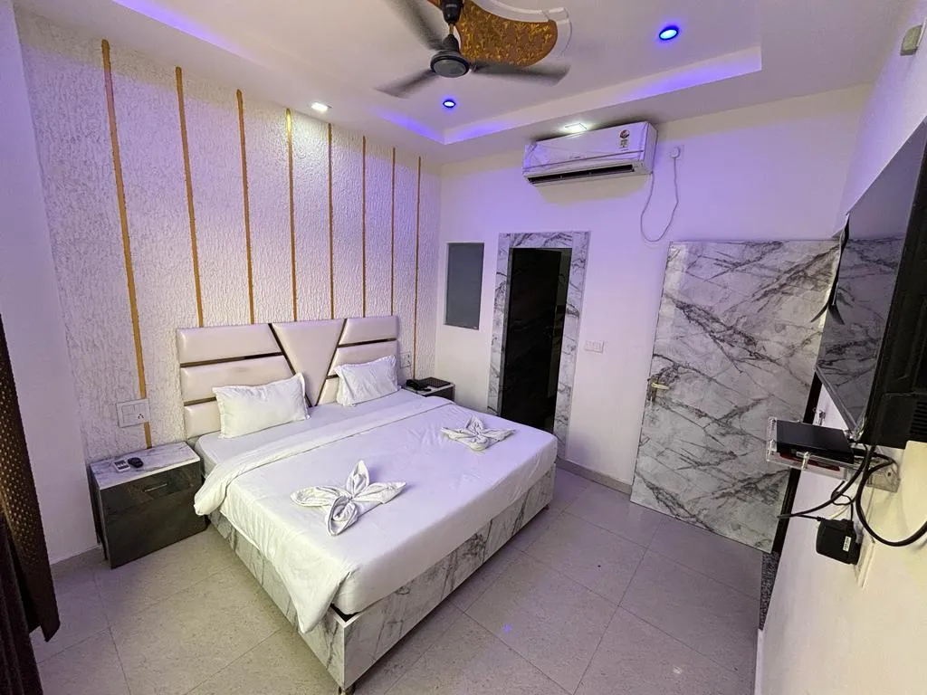 Hotel Mahi Ganga Heritage by Lawrence Hotels Room
