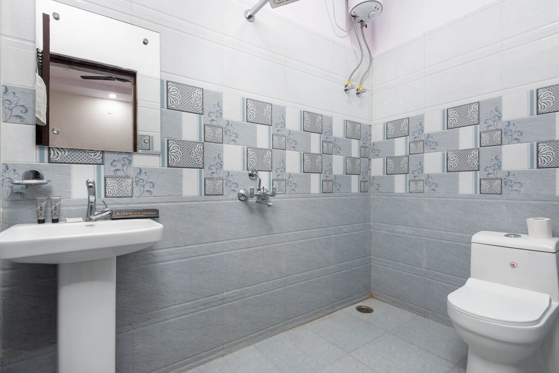 Hotel Mahi Ganga Heritage by Lawrence Hotels Room