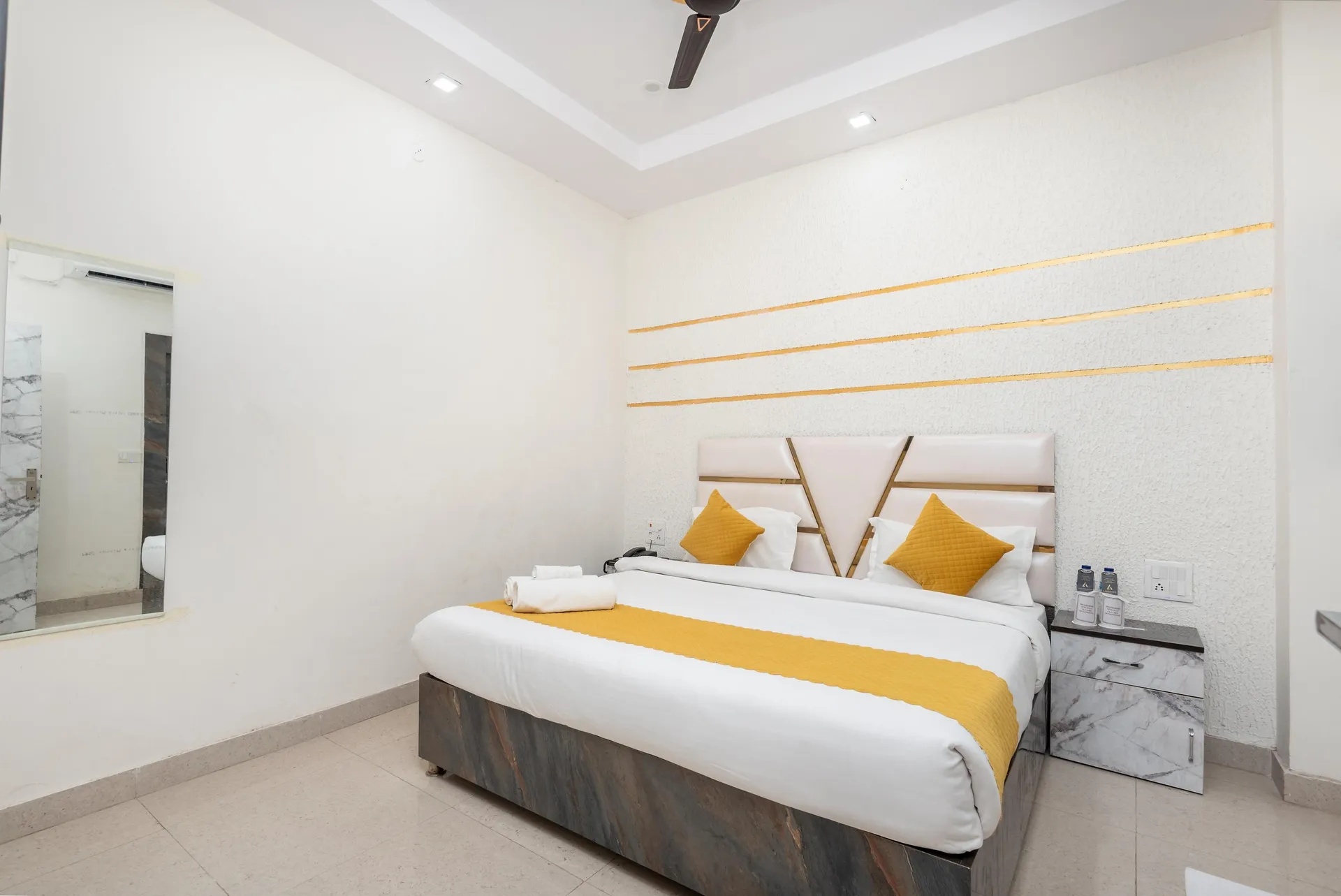 Hotel Mahi Ganga Heritage by Lawrence Hotels Room
