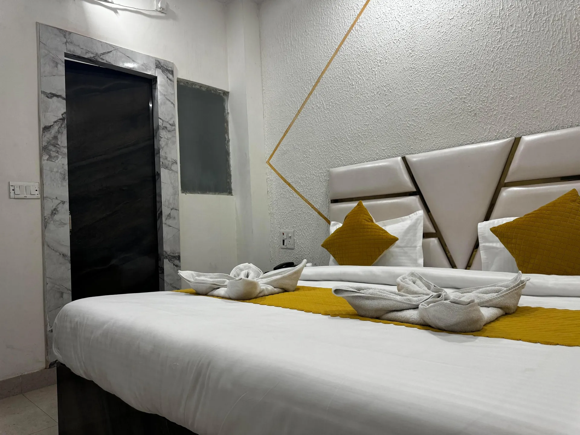 Hotel Mahi Ganga Heritage by Lawrence Hotels Room
