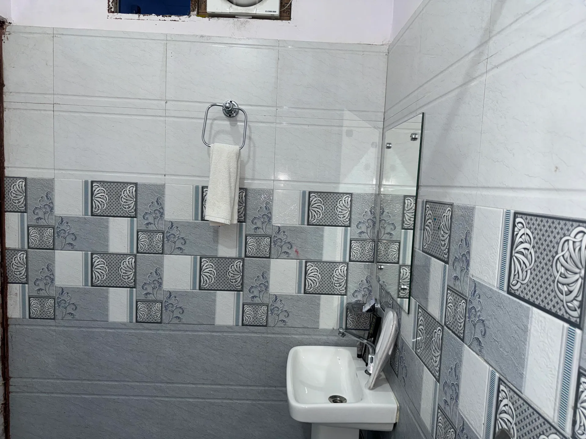Hotel Mahi Ganga Heritage by Lawrence Hotels Washroom