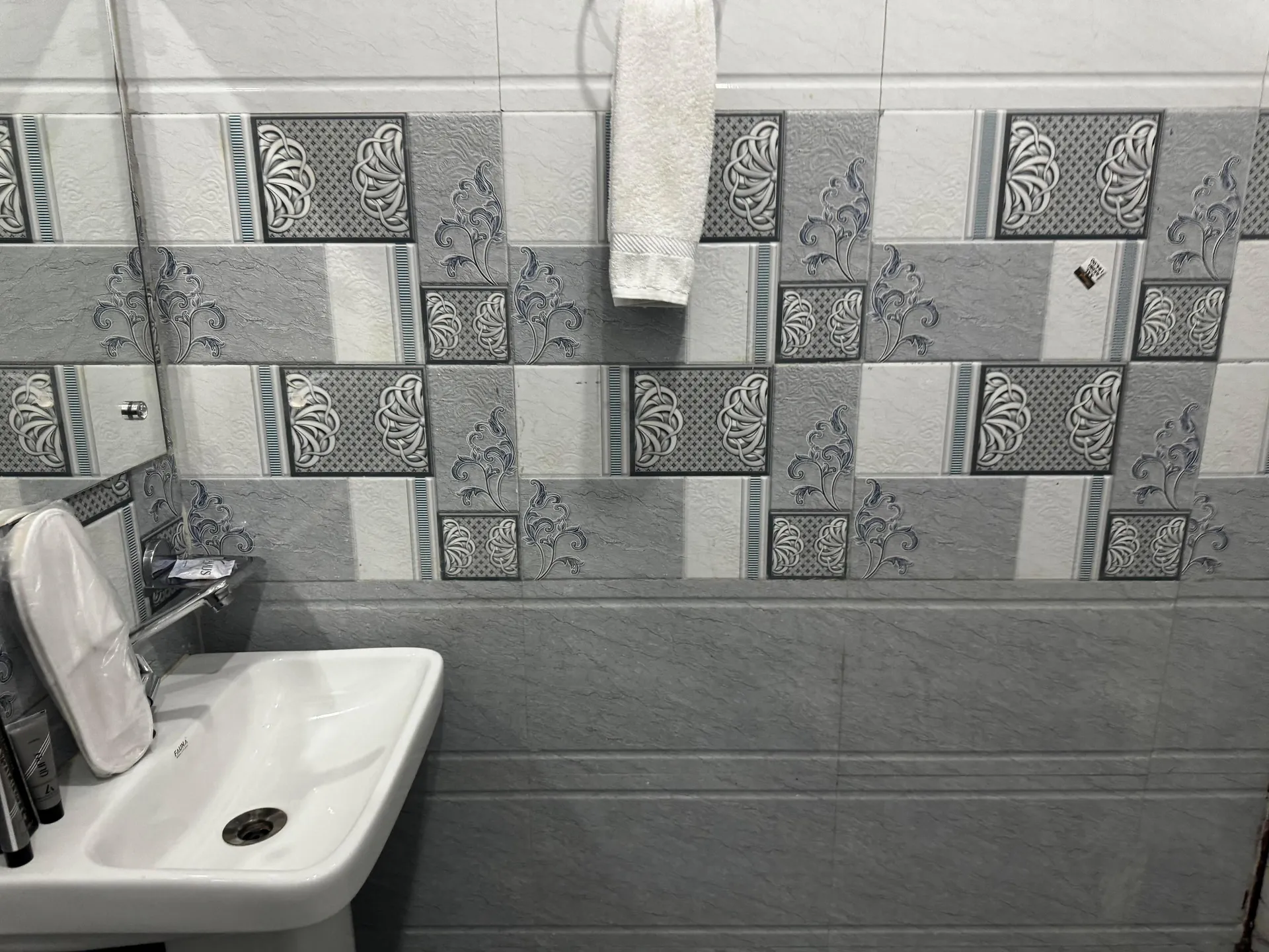 Hotel Mahi Ganga Heritage by Lawrence Hotels Washroom