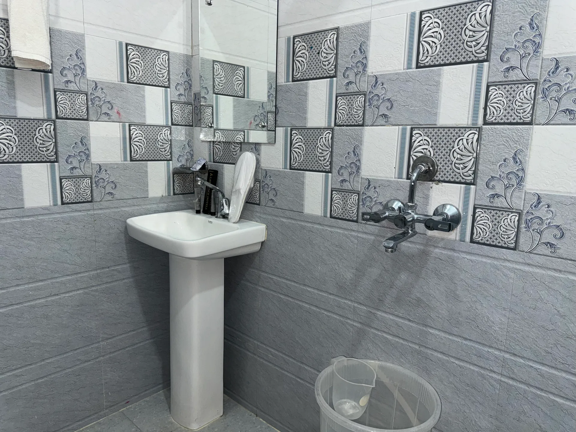 Hotel Mahi Ganga Heritage by Lawrence Hotels Washroom