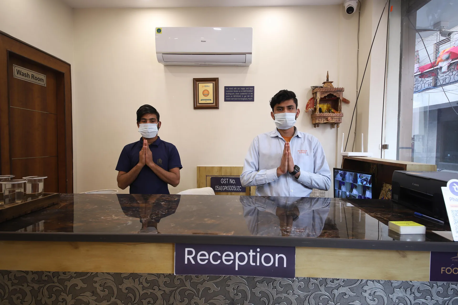 Perfectstayz  Dwarkesh near Haridwar Railway Station Reception