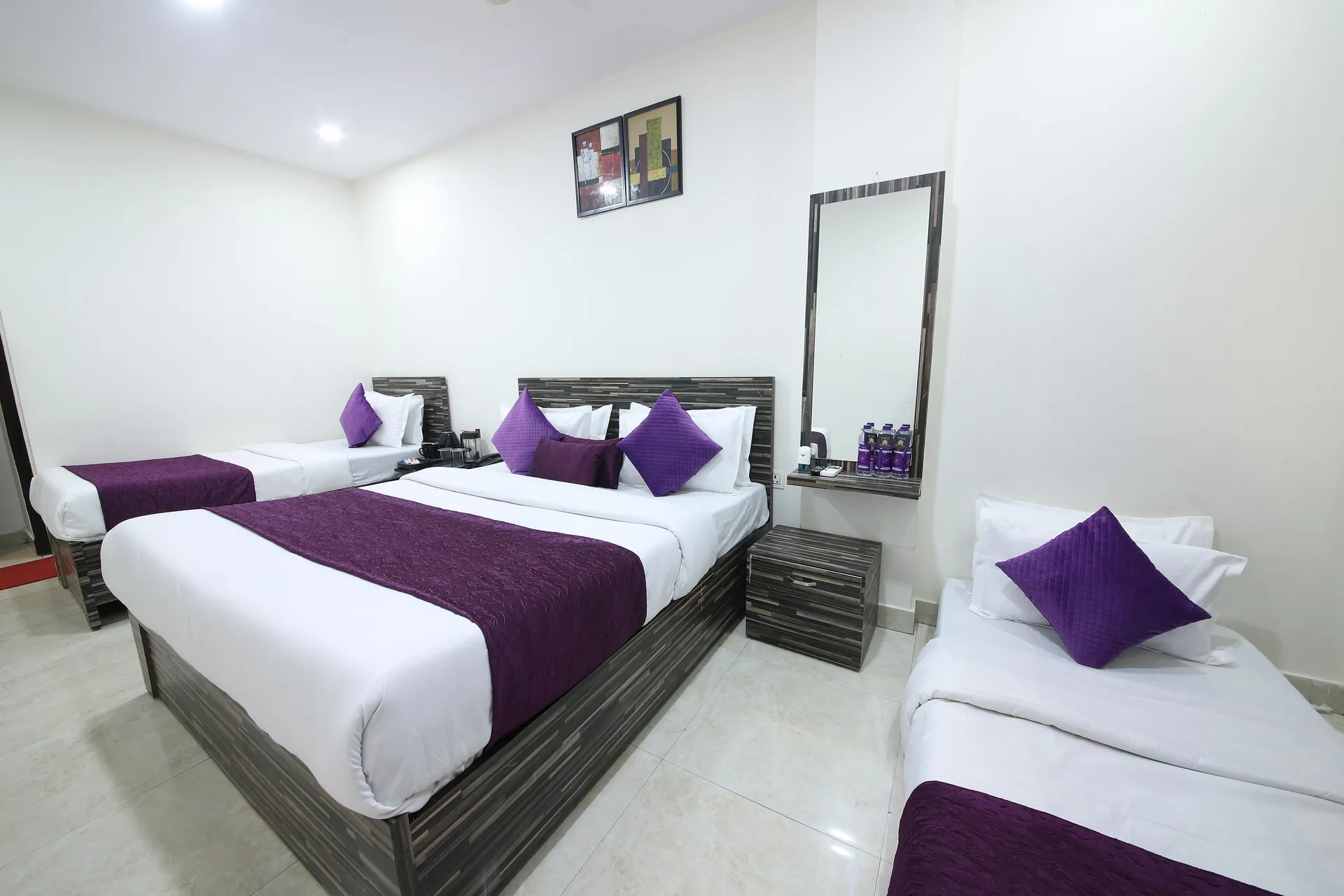 Perfectstayz  Dwarkesh near Haridwar Railway Station Room