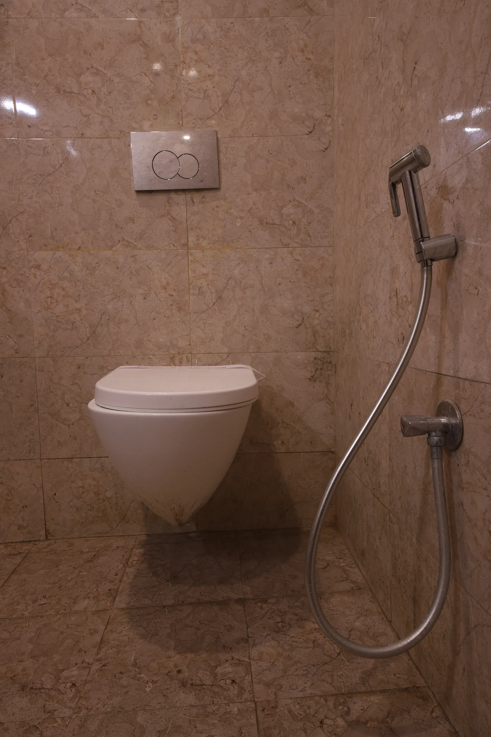 Perfectstayz Homes I Luxury Penthouse Bathroom