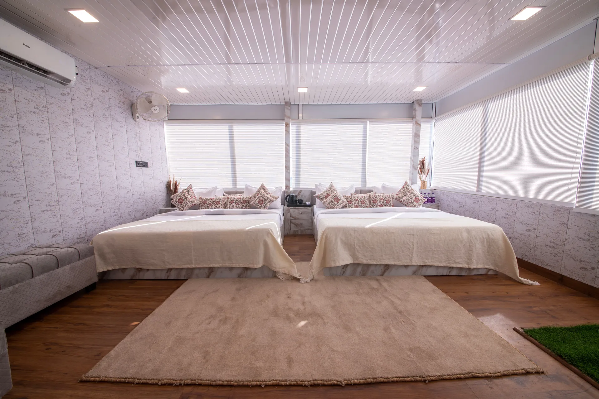 Perfectstayz Homes I Luxury Penthouse Bedroom