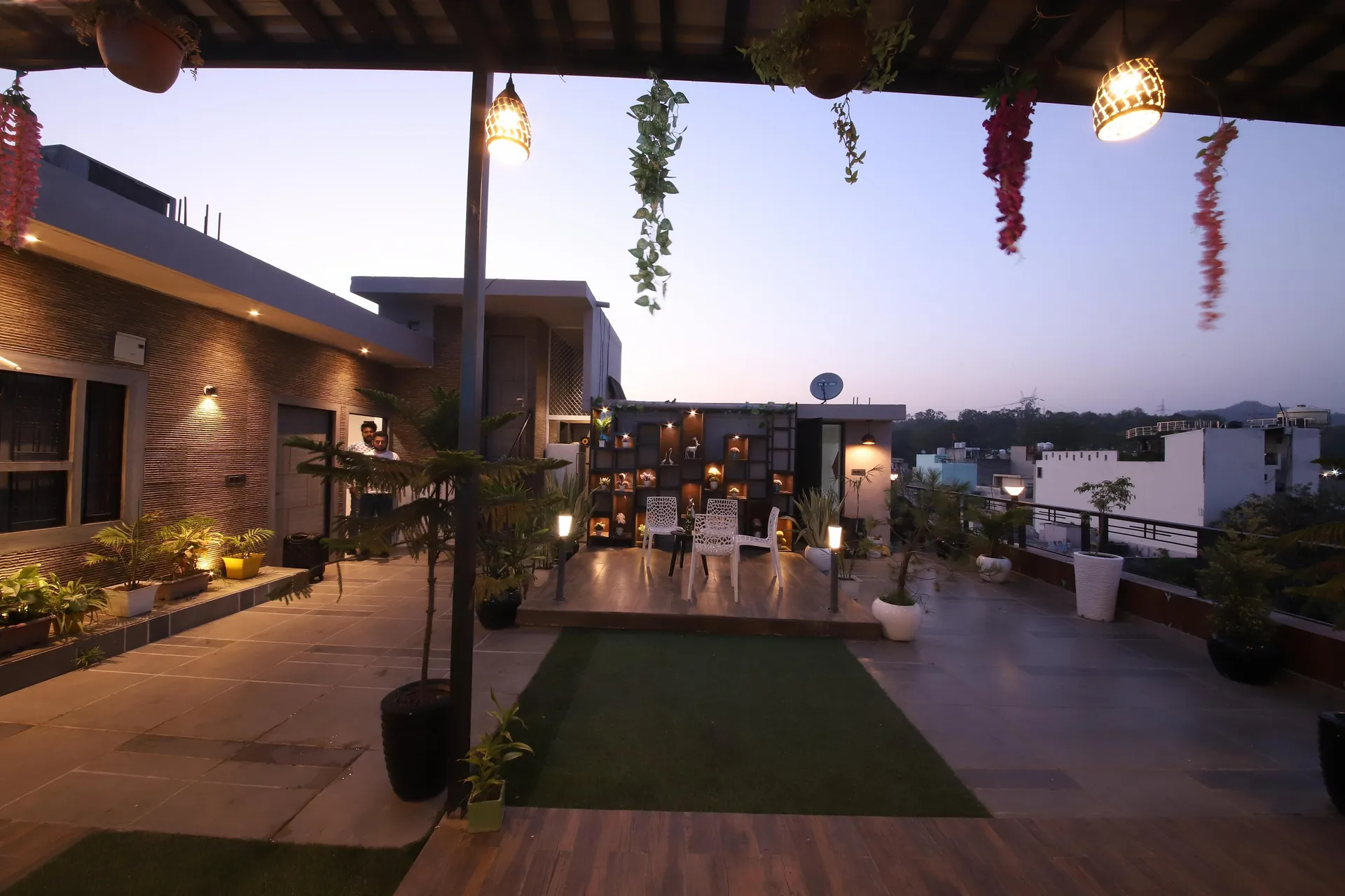 Perfectstayz Homes I Luxury Penthouse Outdoors