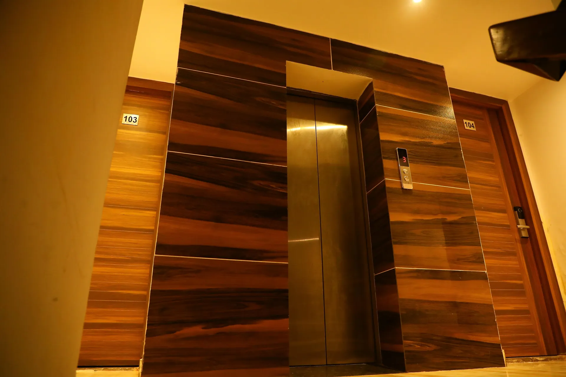 Perfectstayz Premium @ Harkipauri Road Common Area