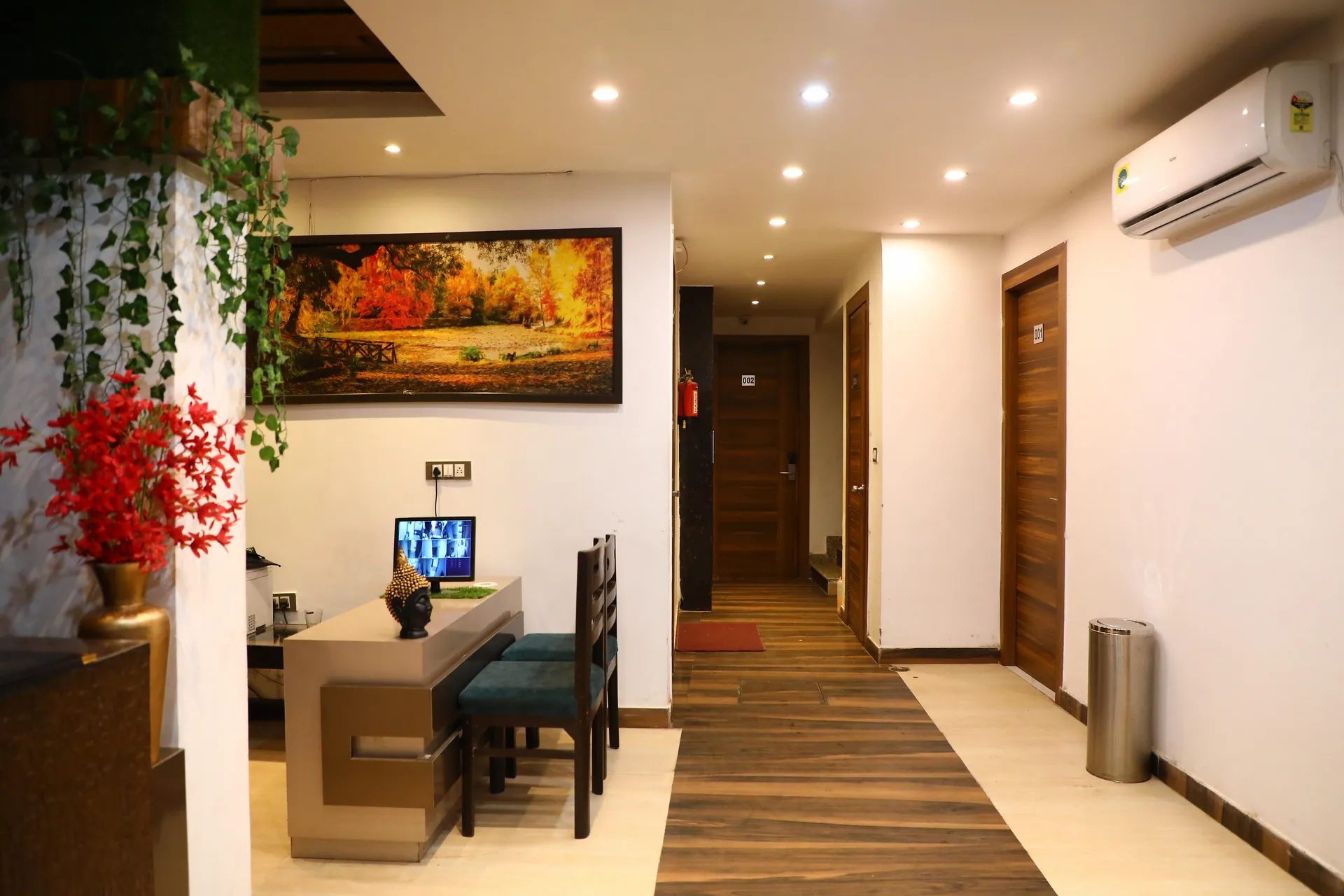 Perfectstayz Premium @ Harkipauri Road Common Area