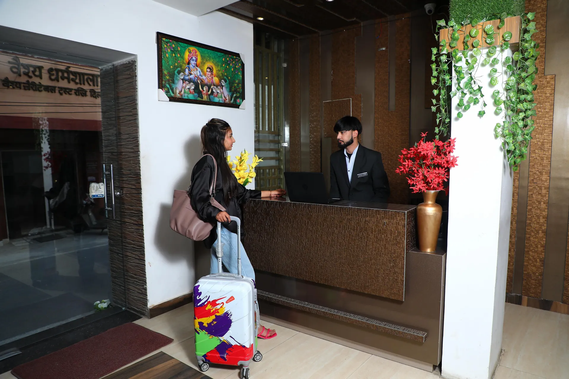 Perfectstayz Premium @ Harkipauri Road Reception