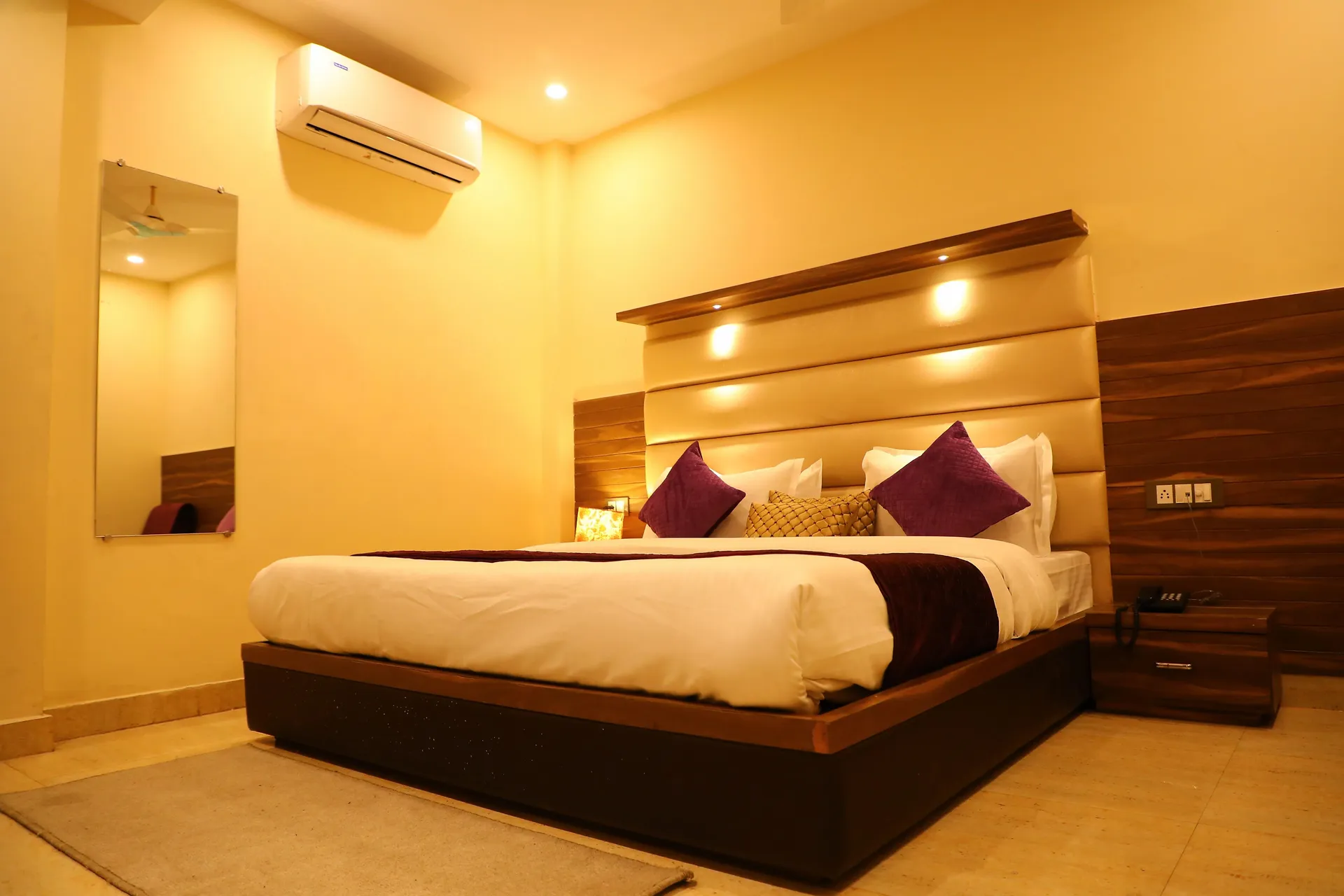 Perfectstayz Premium @ Harkipauri Road Room