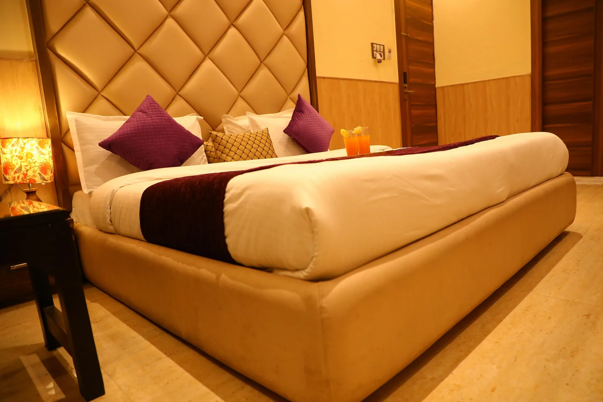 Perfectstayz Premium @ Harkipauri Road Room