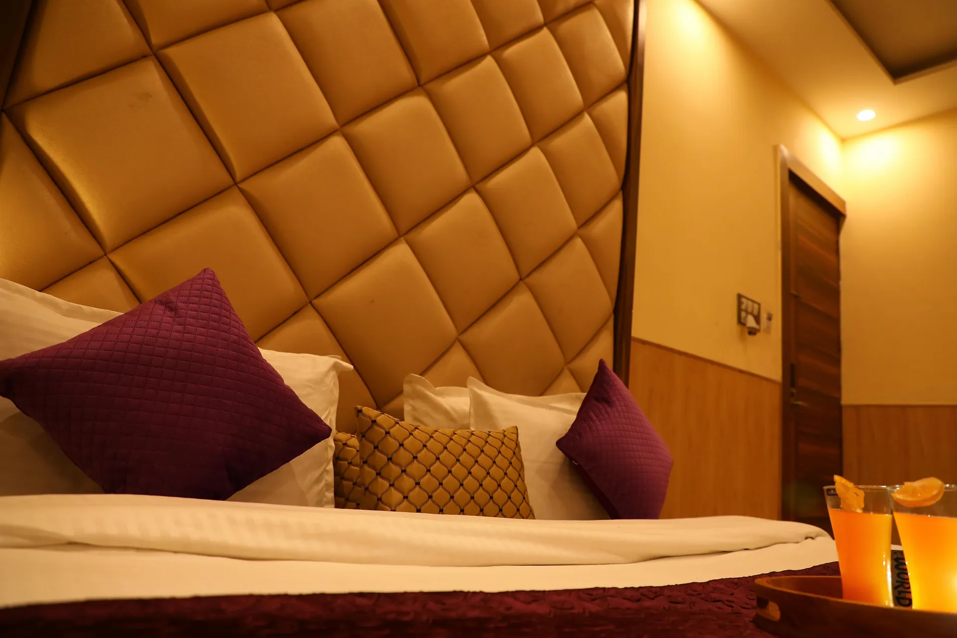Perfectstayz Premium @ Harkipauri Road Room