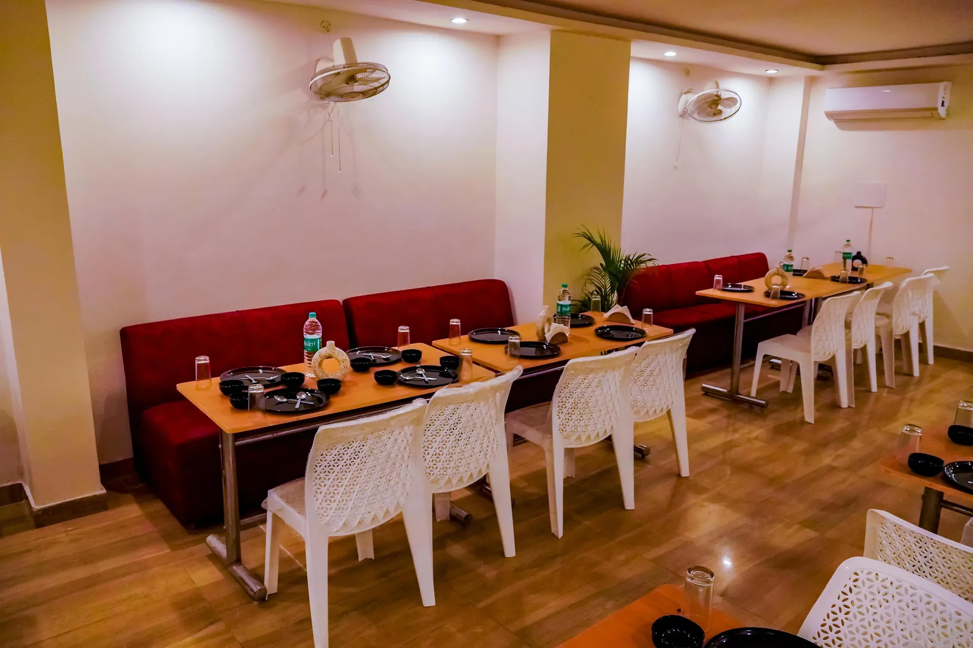 ROYAL CENTRAL HARIDWAR Restaurant