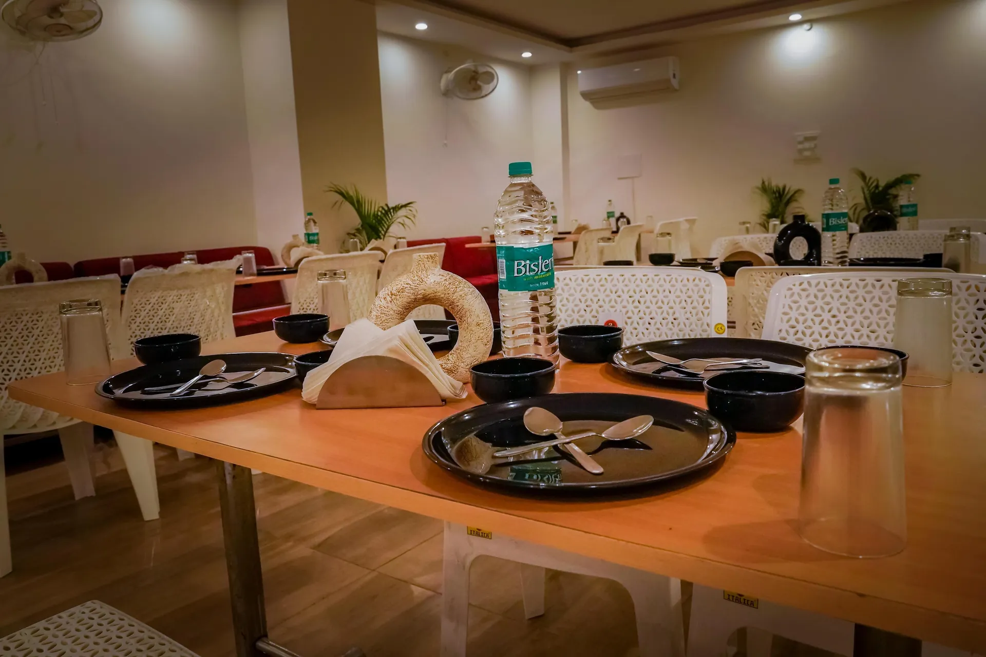 ROYAL CENTRAL HARIDWAR Restaurant