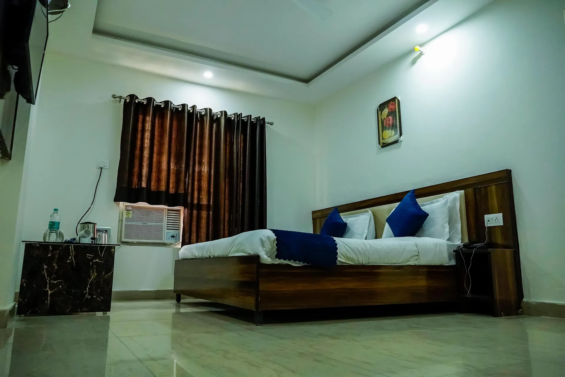 ROYAL CENTRAL HARIDWAR Room