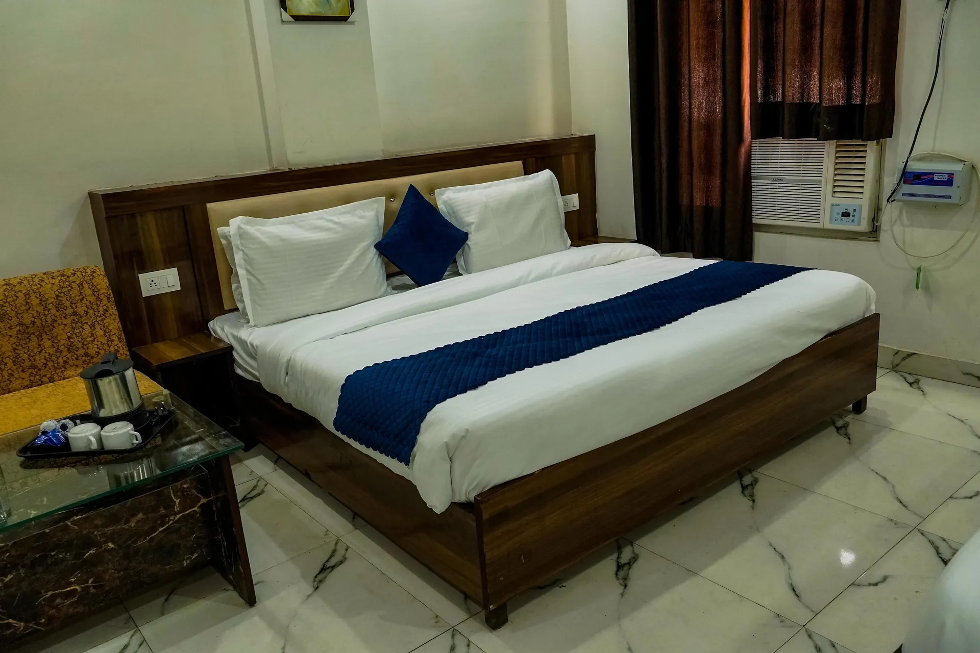 ROYAL CENTRAL HARIDWAR Room