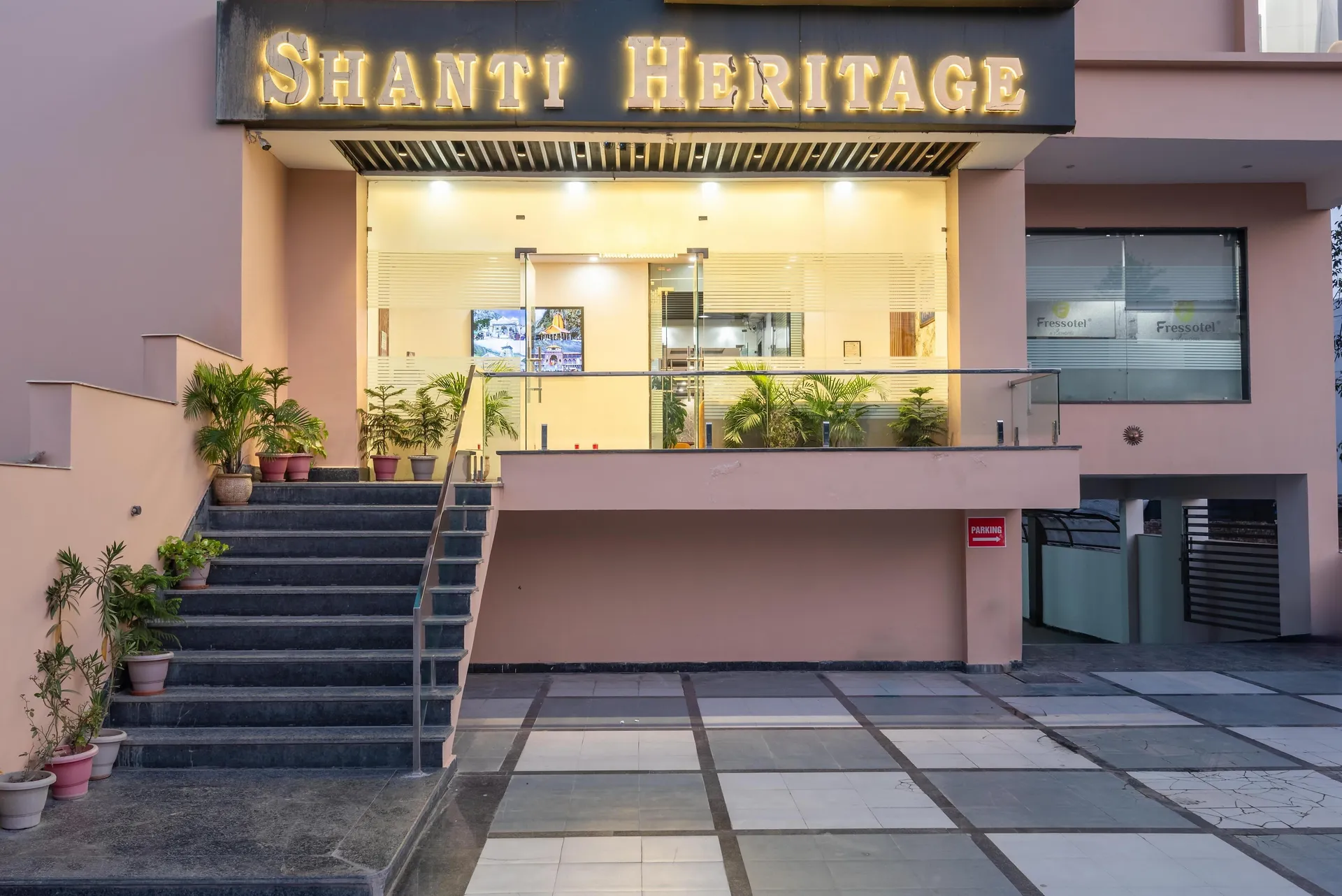 Shanti Heritage by Lawrence Hotels Entrance