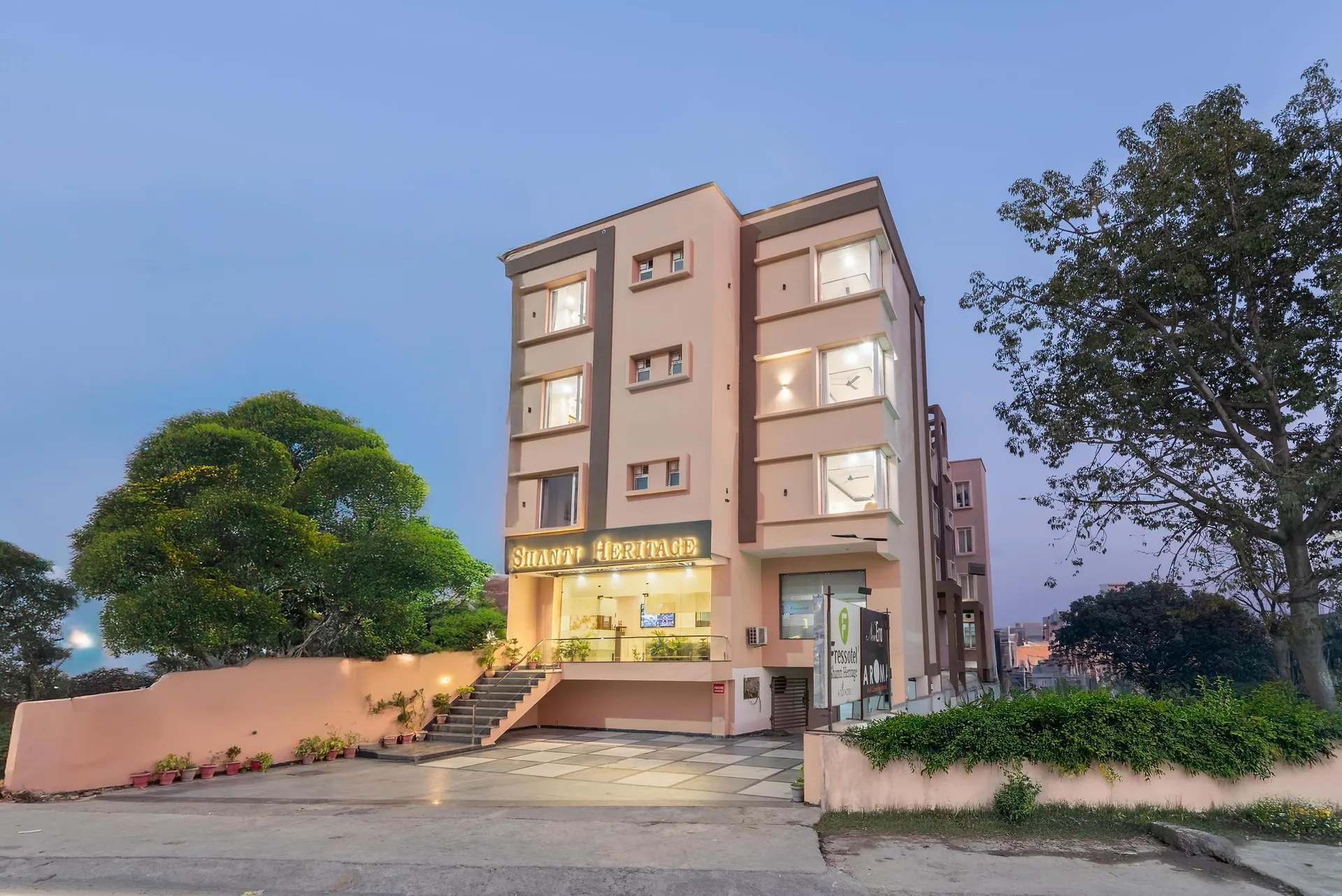 Shanti Heritage by Lawrence Hotels Facade