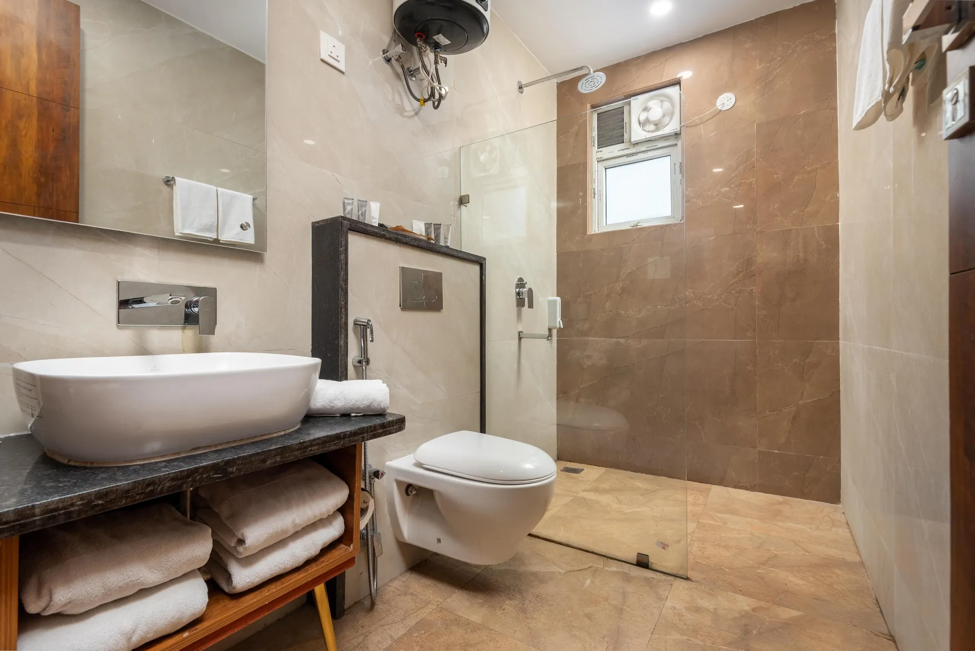 Shanti Heritage by Lawrence Hotels Washroom