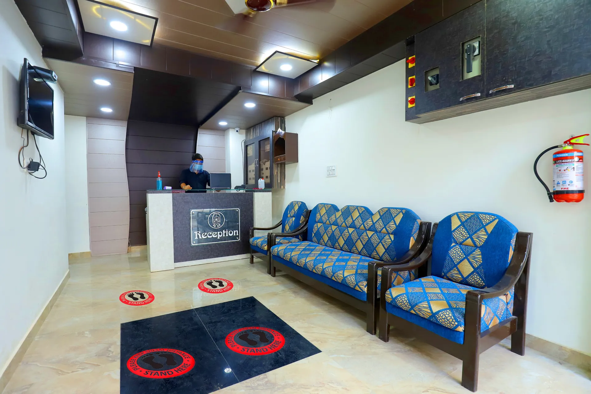 Umra grace - Hotel in Haridwar by Perfect stayz Reception