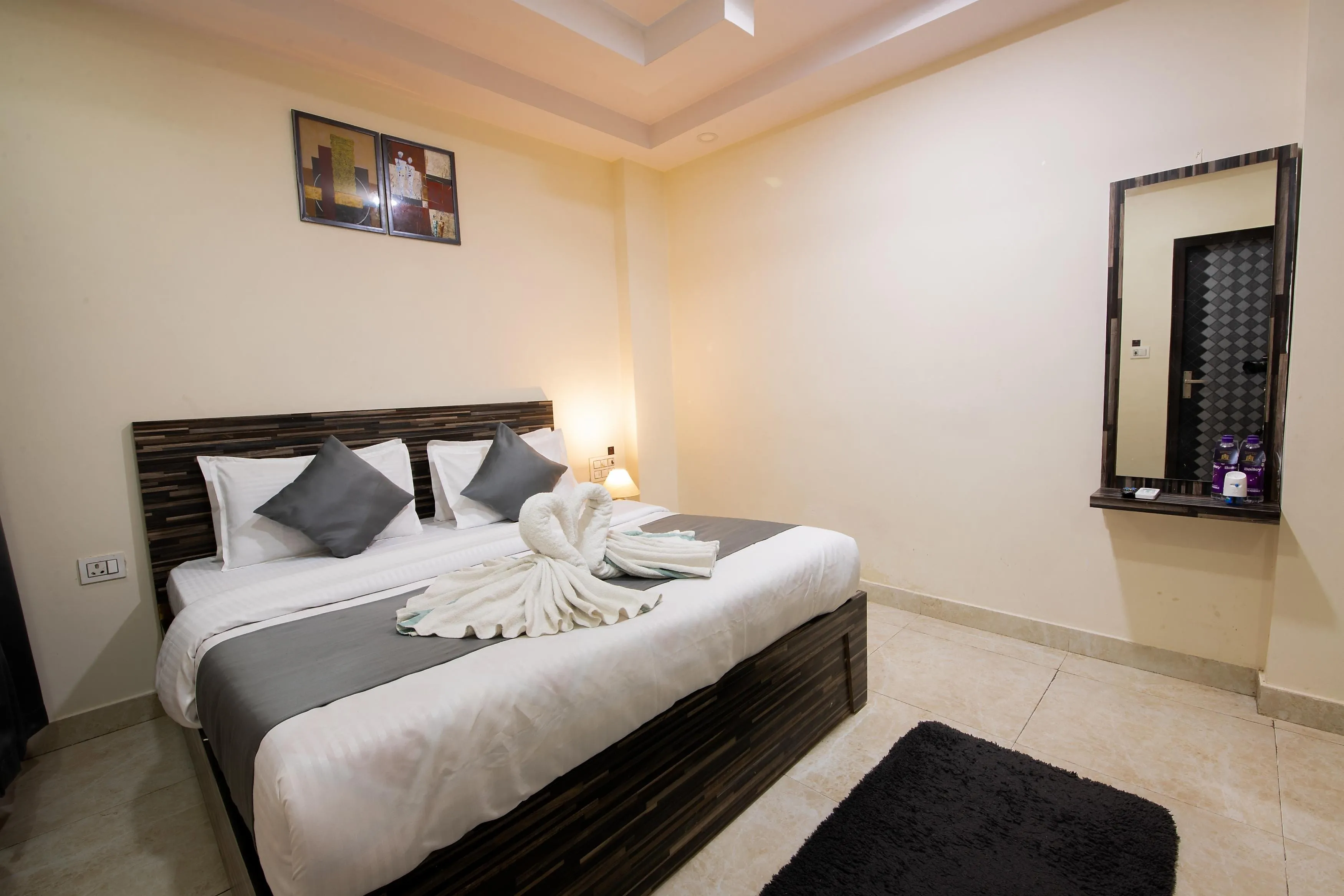 Umra grace - Hotel in Haridwar by Perfect stayz Room