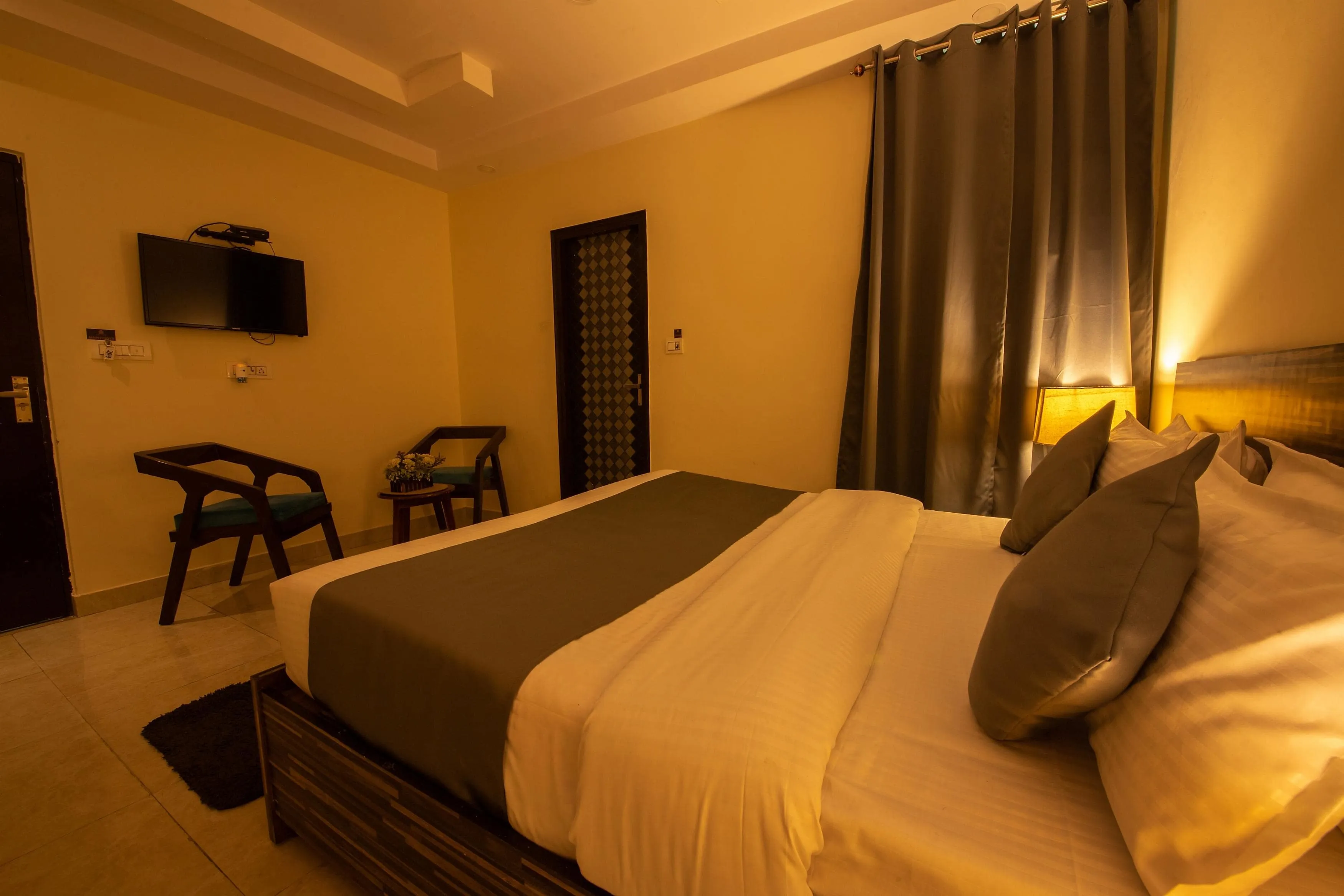 Umra grace - Hotel in Haridwar by Perfect stayz Room