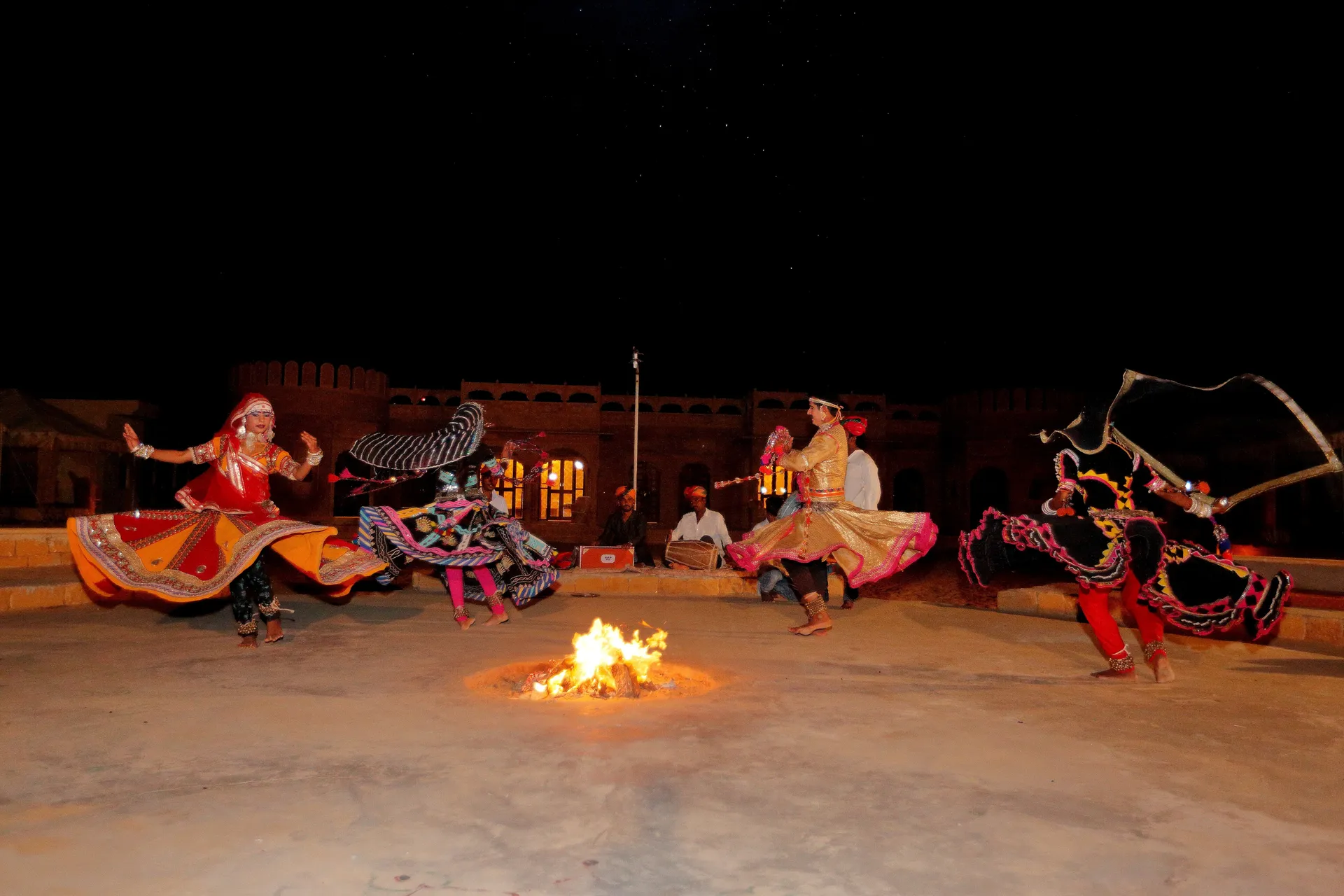 Foxoso Desert Luxury Camps Courtyard
