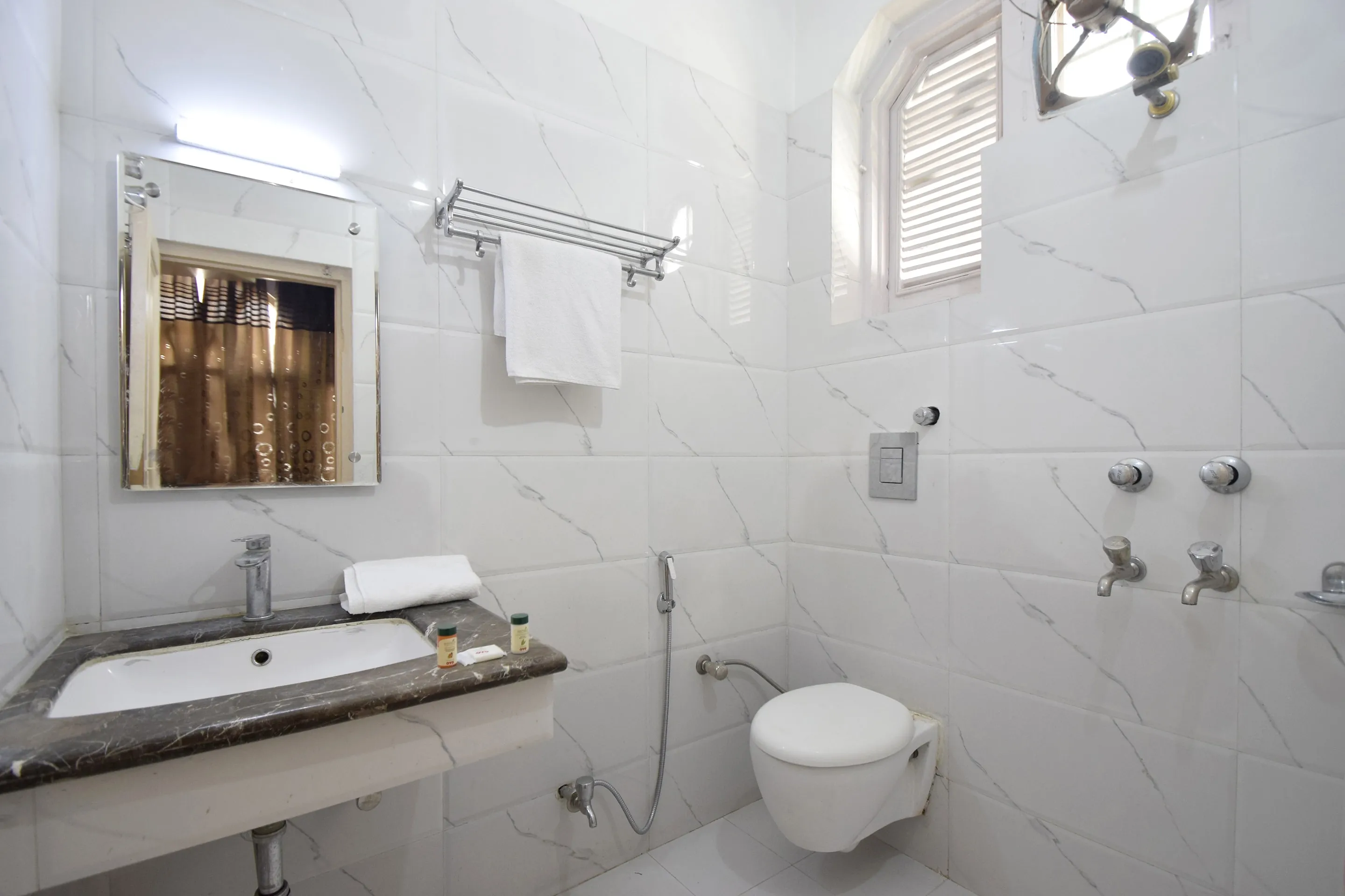 Hotel O Maa Residency Room
