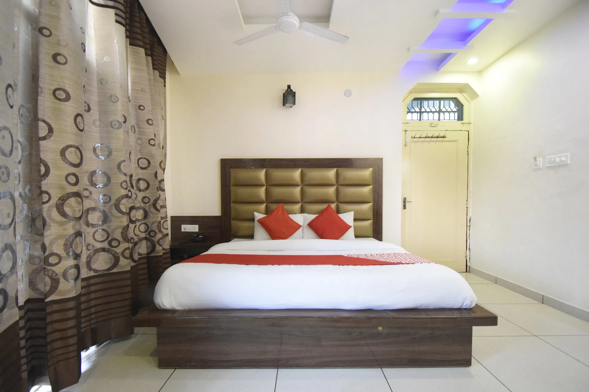 Hotel O Maa Residency Room