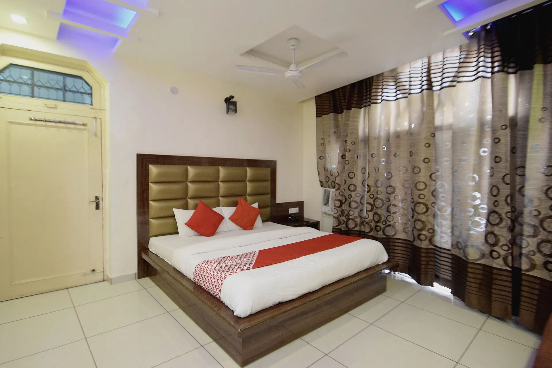 Hotel O Maa Residency Room