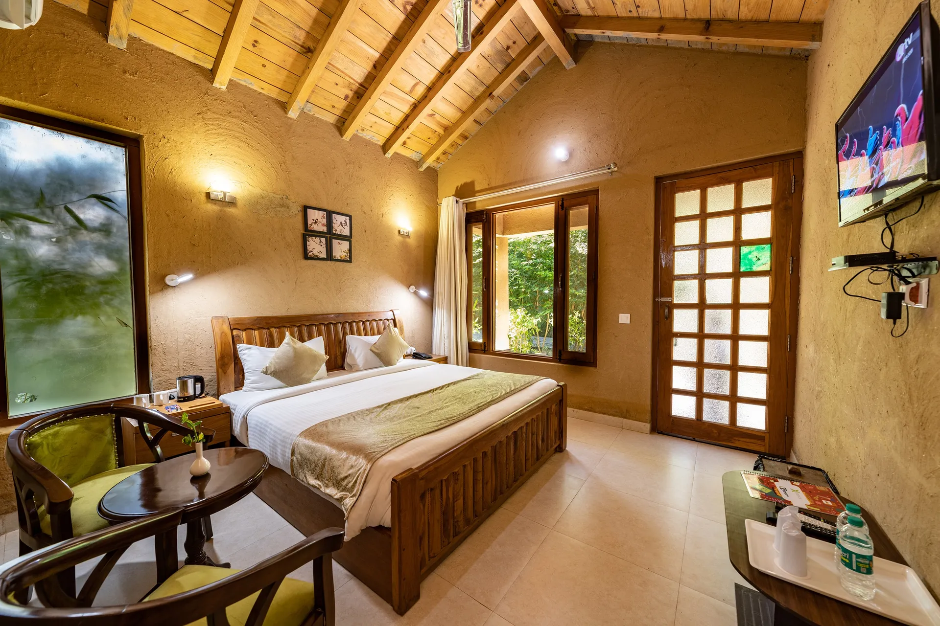 Aura by Xperience, Corbett Room