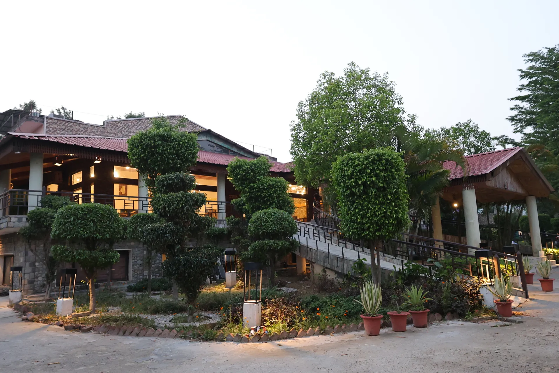 Bento The Roar Resort Facade