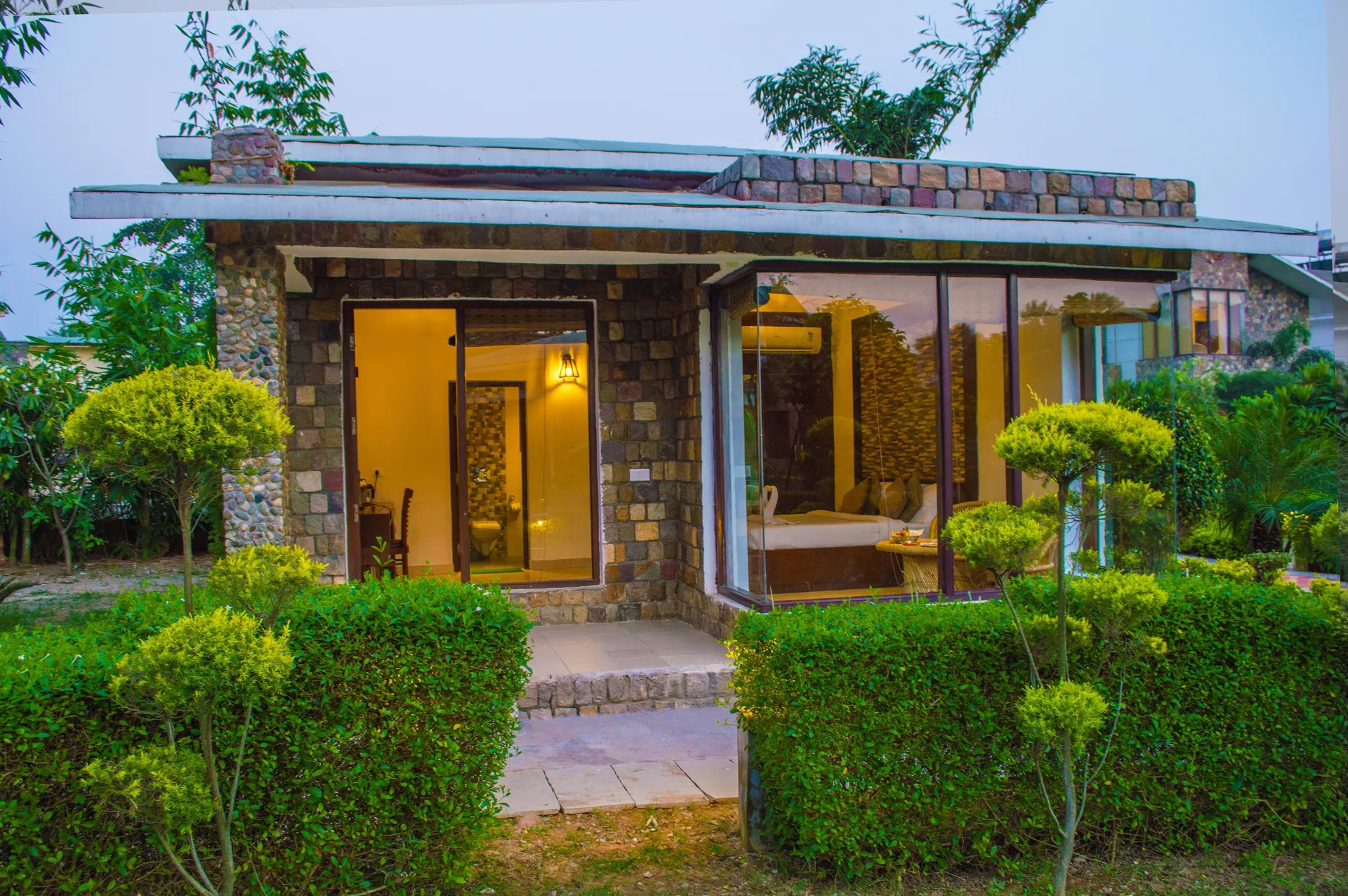 Bento The Roar Resort Outdoors