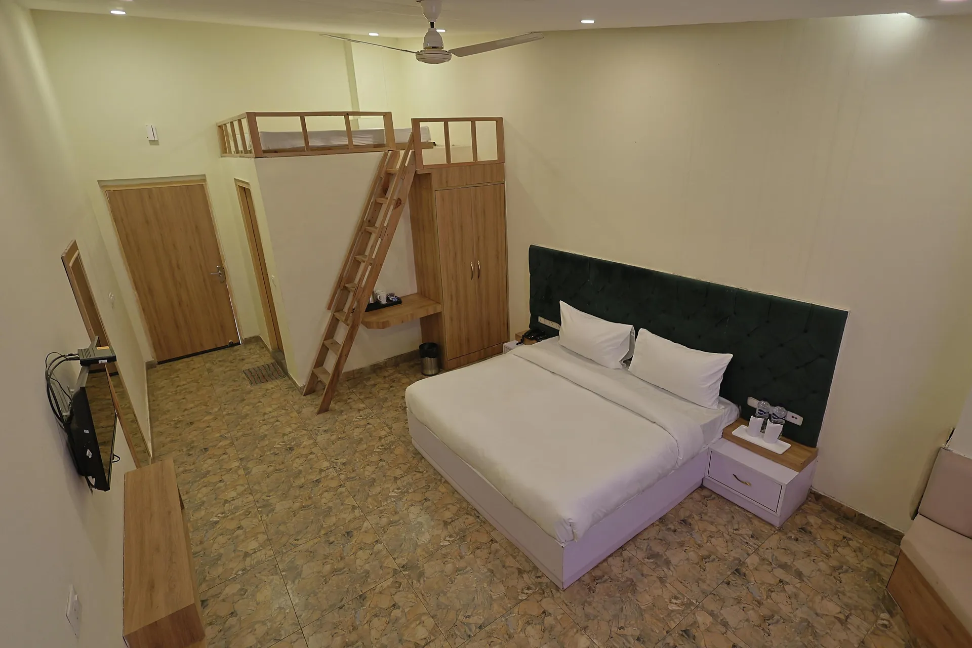 Bento The Roar Resort Room