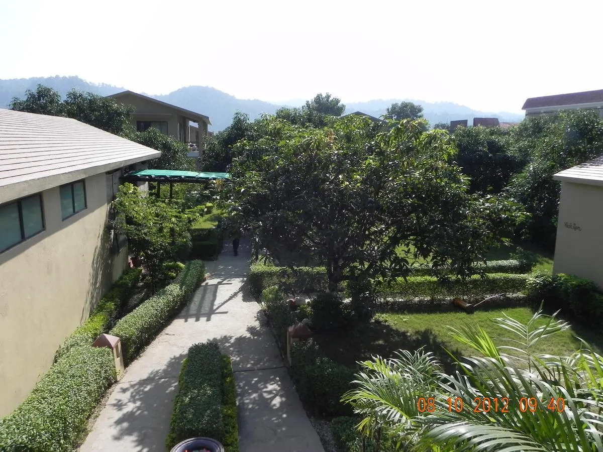 Corbett Aroma Park By Royal Collection Hotels Outdoors