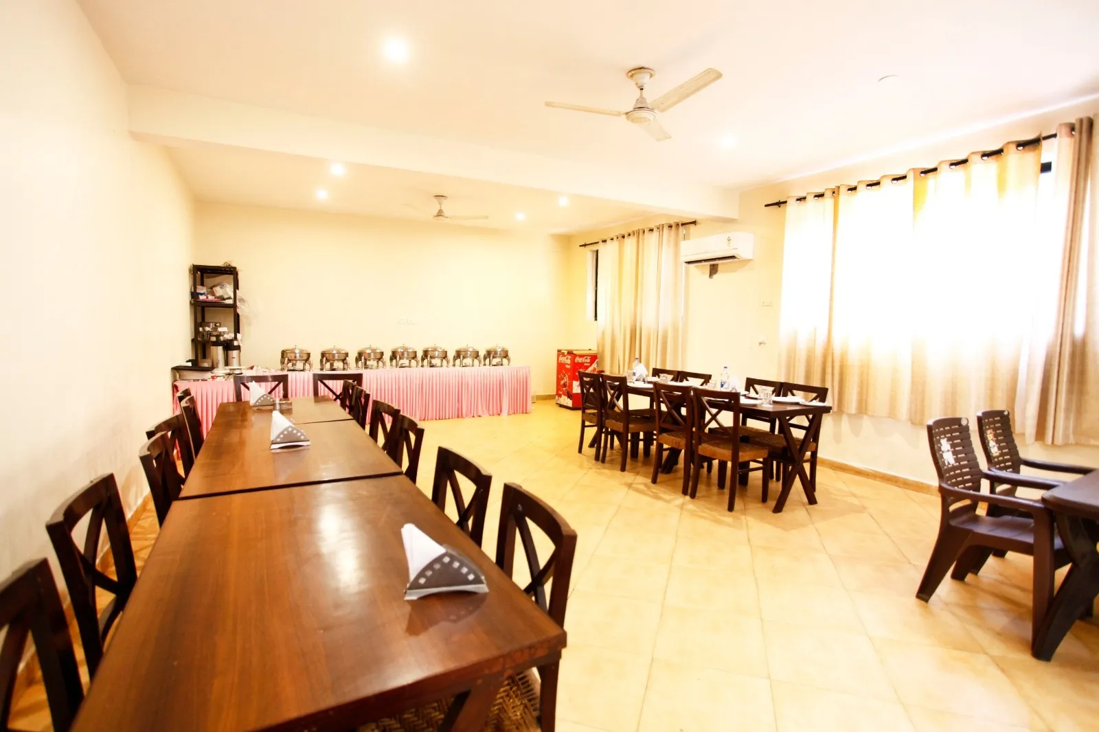 Corbett Aroma Park By Royal Collection Hotels Restaurant