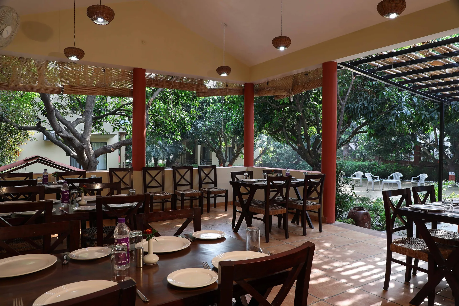 Corbett Aroma Park By Royal Collection Hotels Restaurant