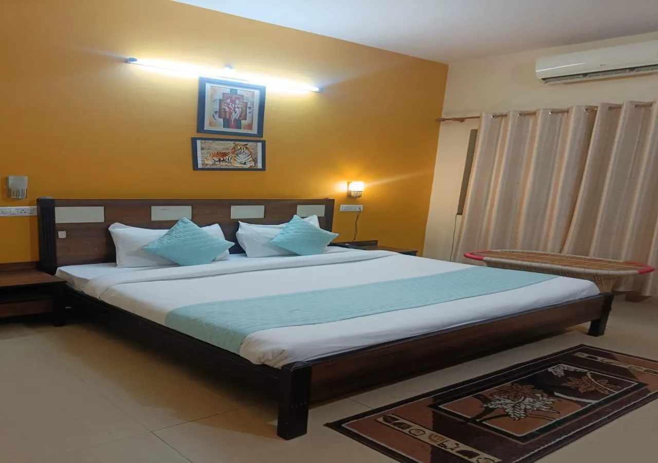 Corbett Aroma Park By Royal Collection Hotels Room