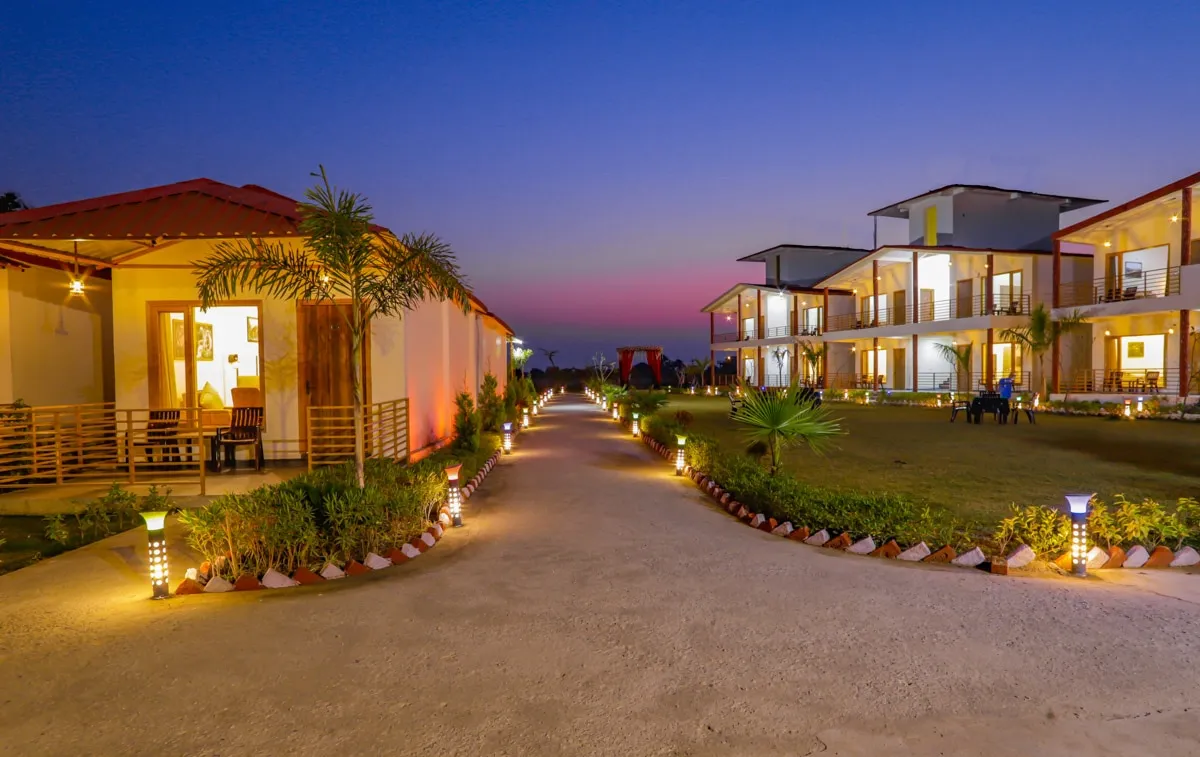 Corbett Tranquil Tiger Resort Facade