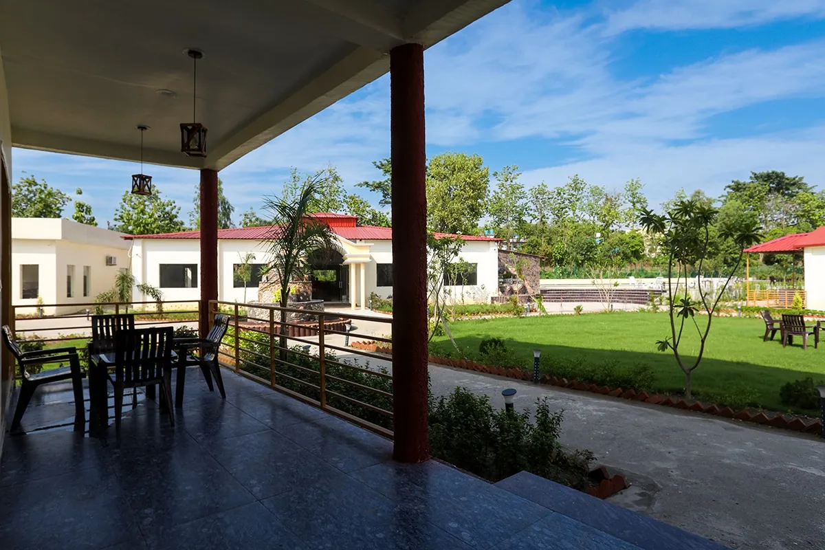 Corbett Tranquil Tiger Resort Facade